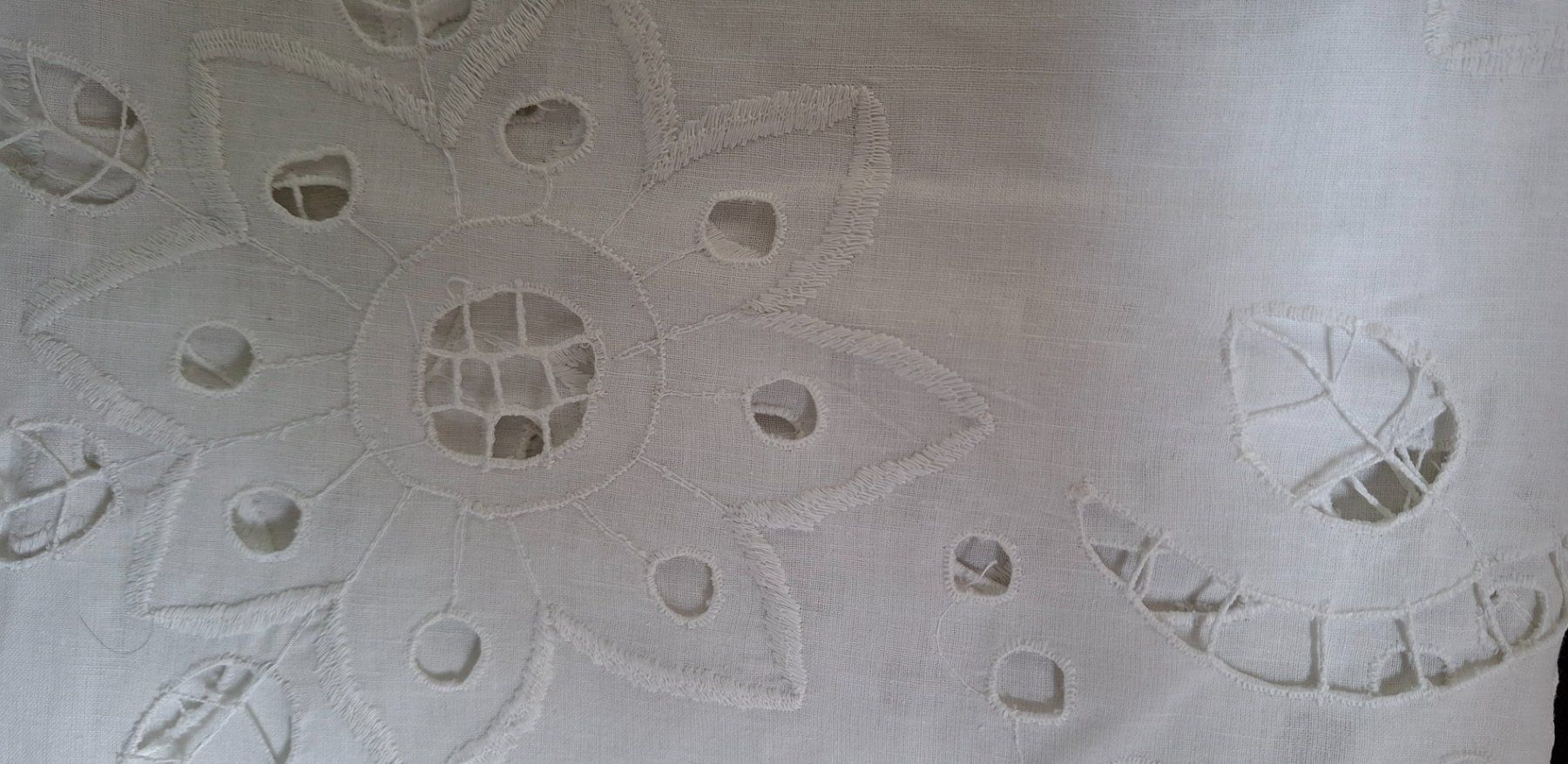 Autre linge de table: Tischdecke – D'occasion à Möhlin par teddybaer8 3
