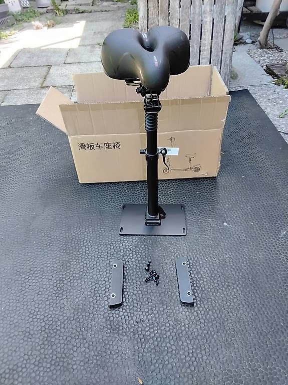 Scooter: Segway ZT3 pro Zubehör, Sitz – Usato da Herisau venduto da Davidson999 3