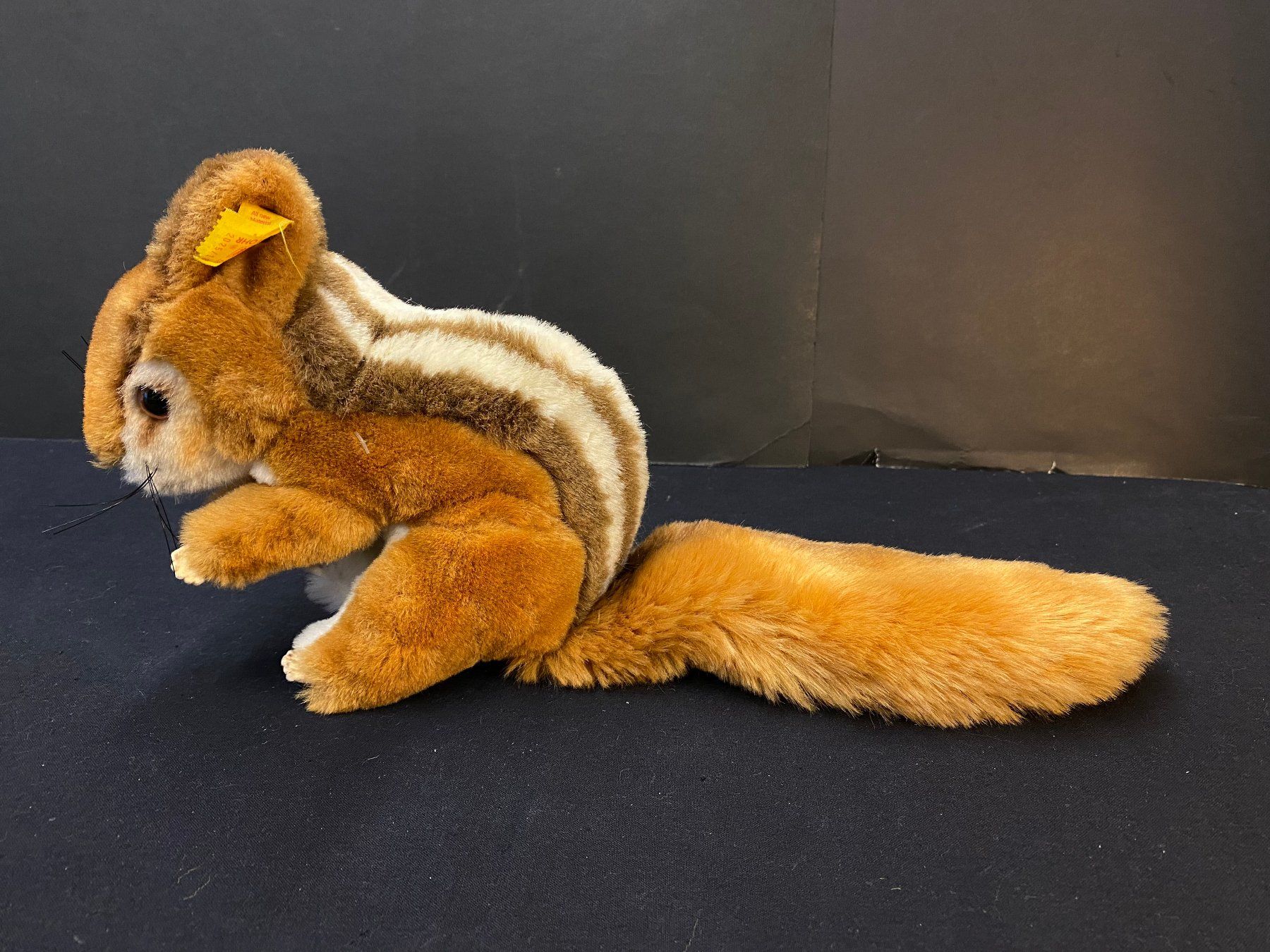Statuette: STEIFF Eichhörn, Made in Germany, 2025/18, CE – Usato da Schaffhausen venduto da vintageworld 5