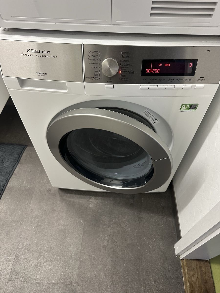 Lavatrici: Elektrolux Waschmaschine 9kg – Usato da uster venduto da agregator007