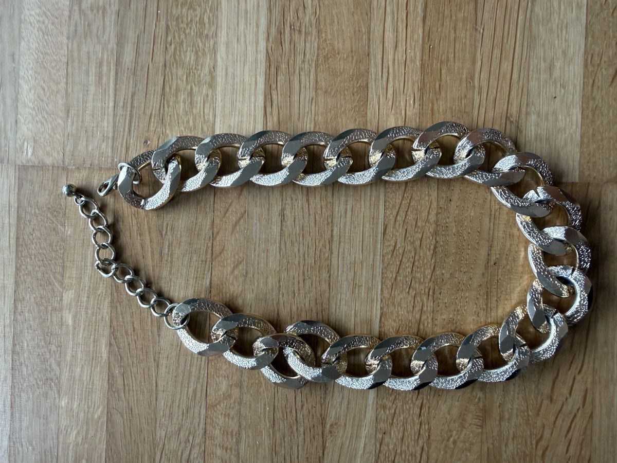 Bracelets: Modeschmuck Paket - Ringe - Armbänder - Haarbänder - Kette – D'occasion à Zug par tami12 2