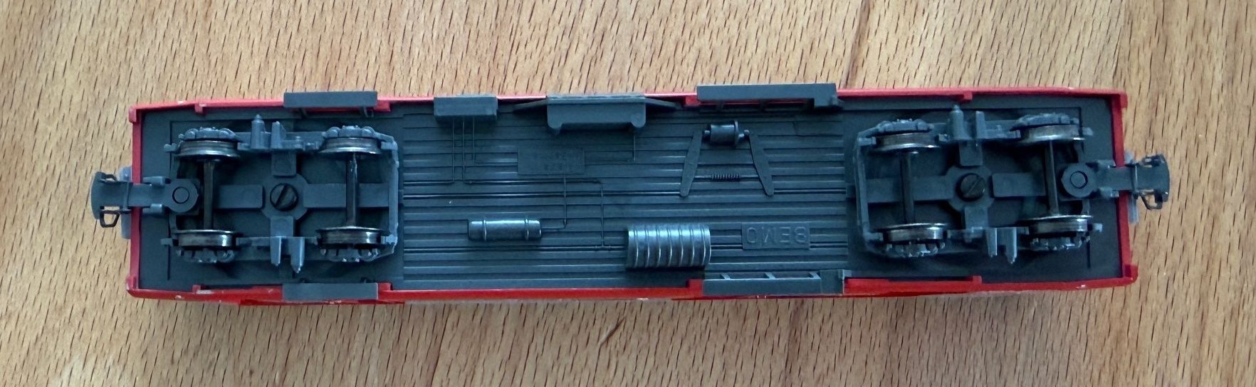 Bemo Modellini di ferrovie: Bemo RhB D 4211 Gepäckwagen rot – Usato da Samedan venduto da Gischpel25 4