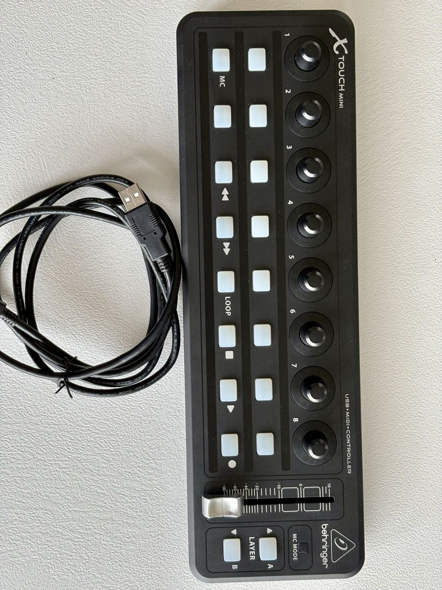 Behringer Console di mixaggio: Behringer X-Touch Mini – Usato da Kriens venduto da afr_f5x5 2