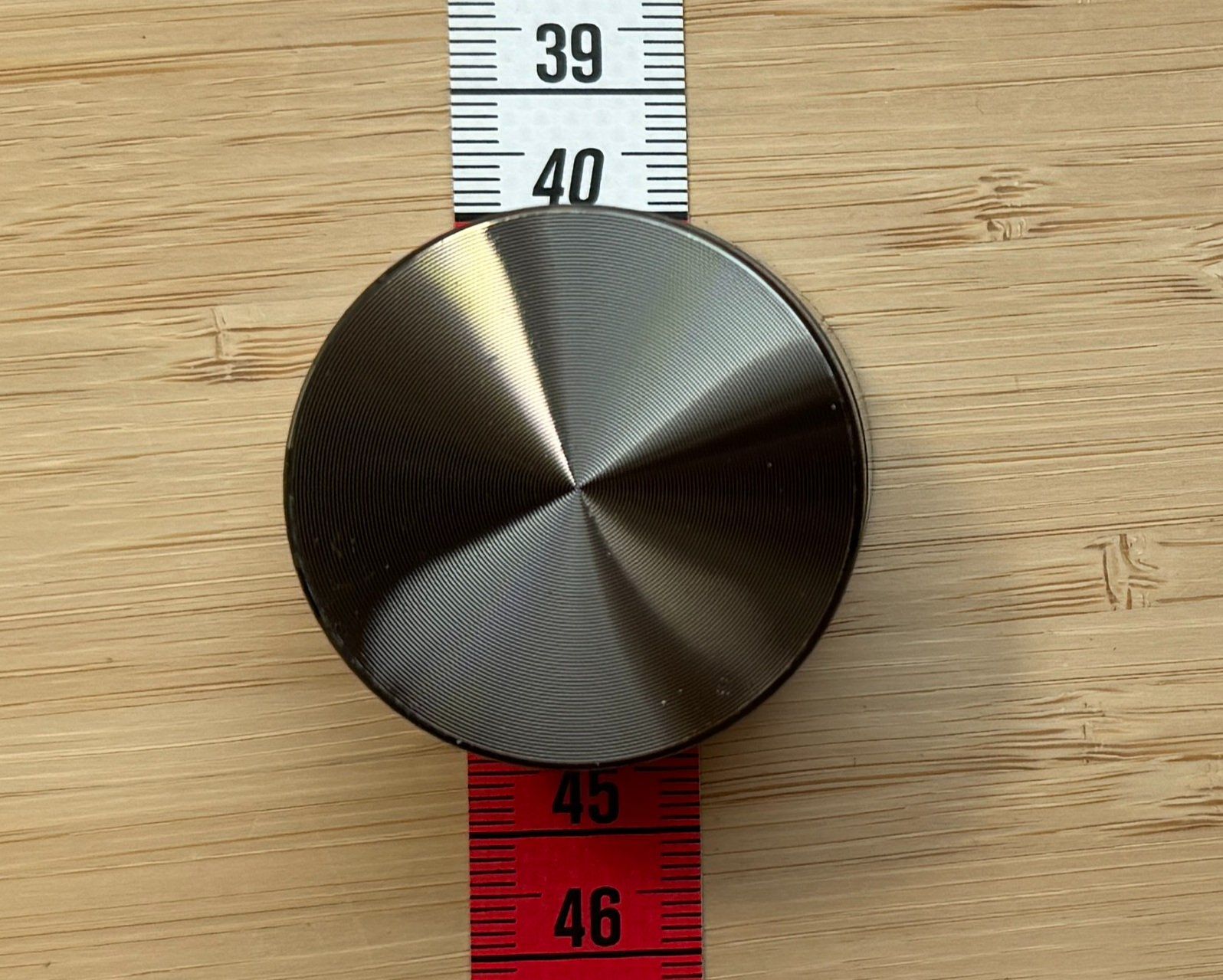 Tabak: grauer Metall Grinder, gray, grey, Mühle – Neu und originalverpackt aus Winterthur von YaV 1