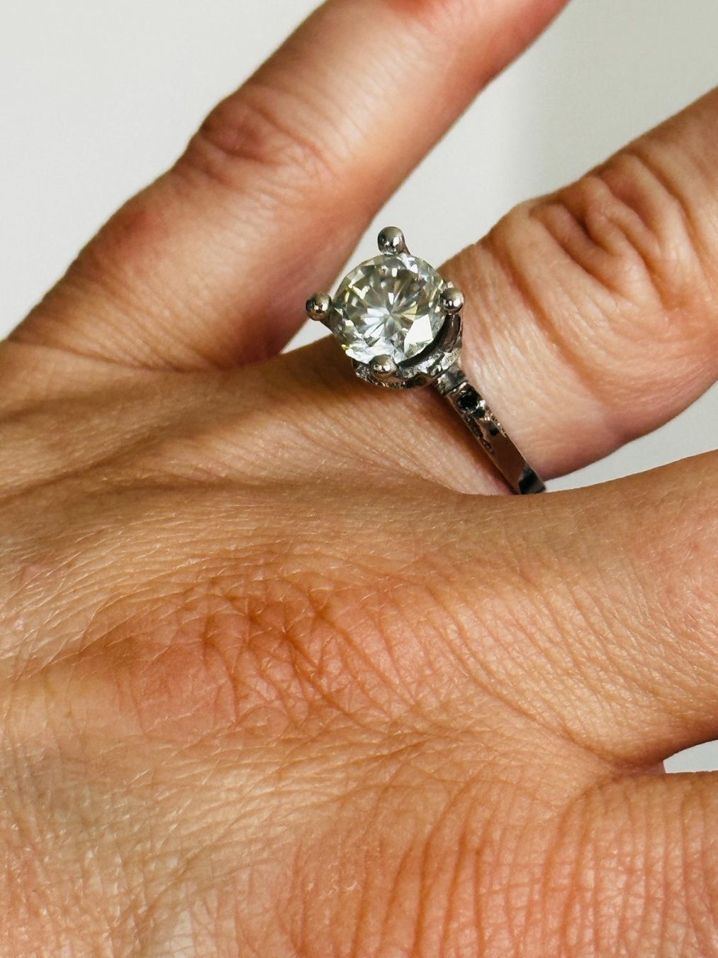 Anelli: 8,5 mm White Real Moissanite ring size 7 – Nuovo e nell'imballaggio originale da Genève venduto da AGBERG 3