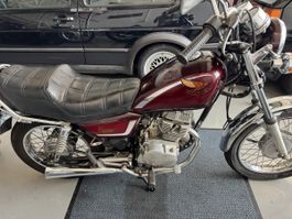 Honda CM 125 Custom moto pour pieces 