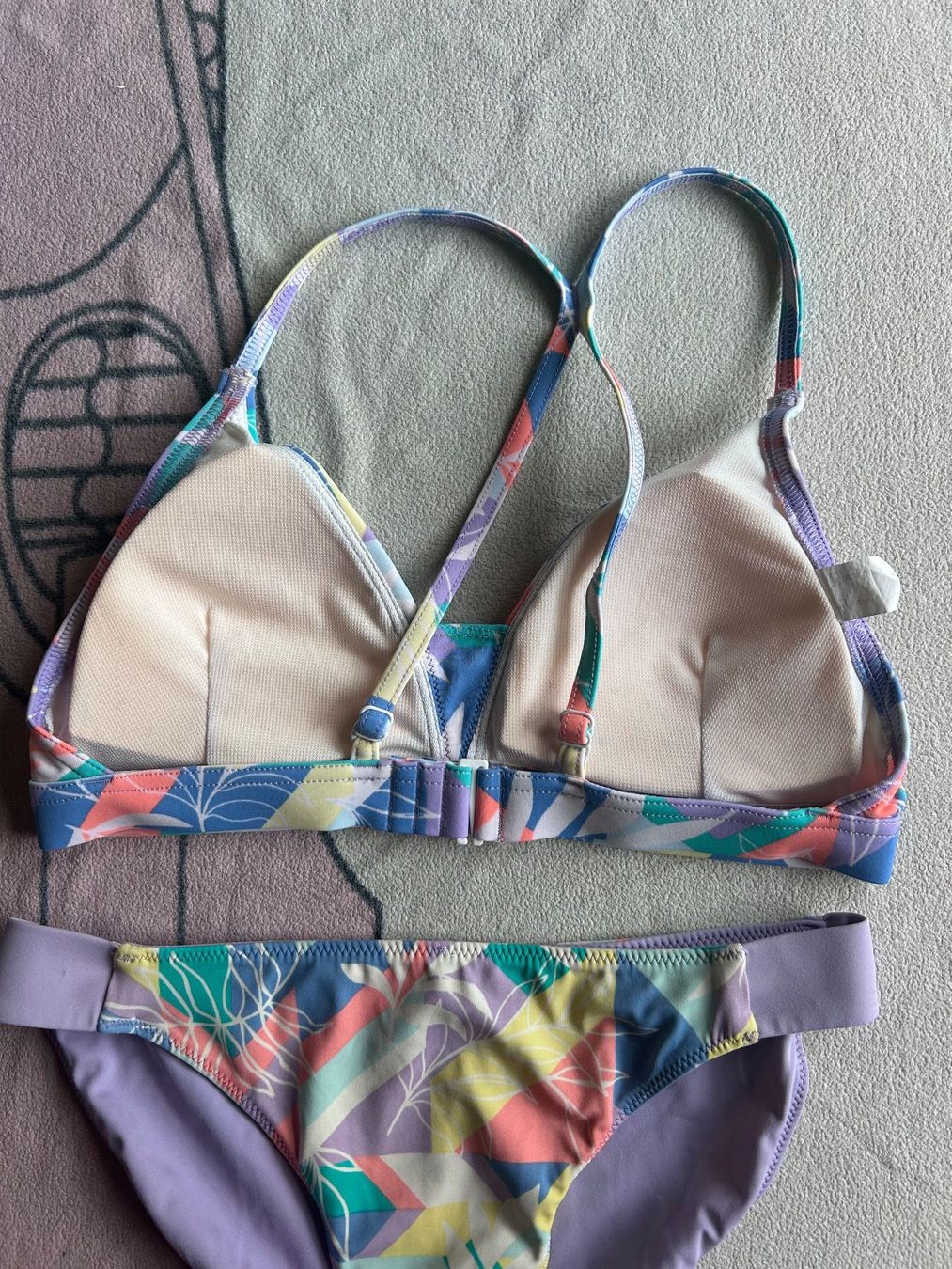 Costumi da bagno & Bikini: Neuwertiger Sommer Bikini mit Muster, Grösse 158 Top – Usato da Vernier venduto da Melone74 1