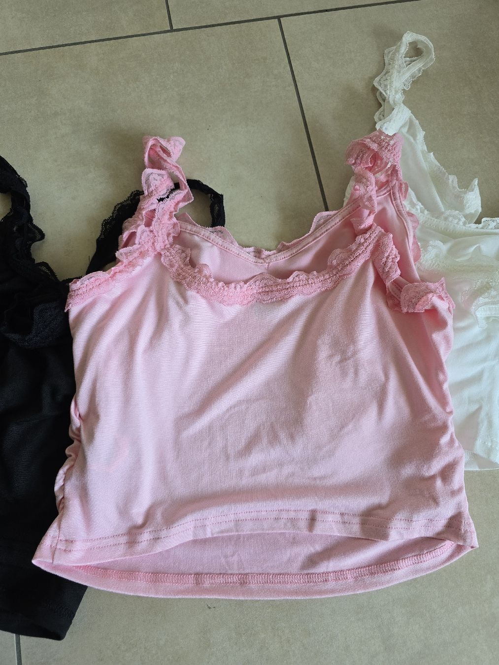 Top: 3er Set Tops - Grösse M – Nuovo e nell'imballaggio originale da Rickenbach b. Wil venduto da VeryLovelyThings 4