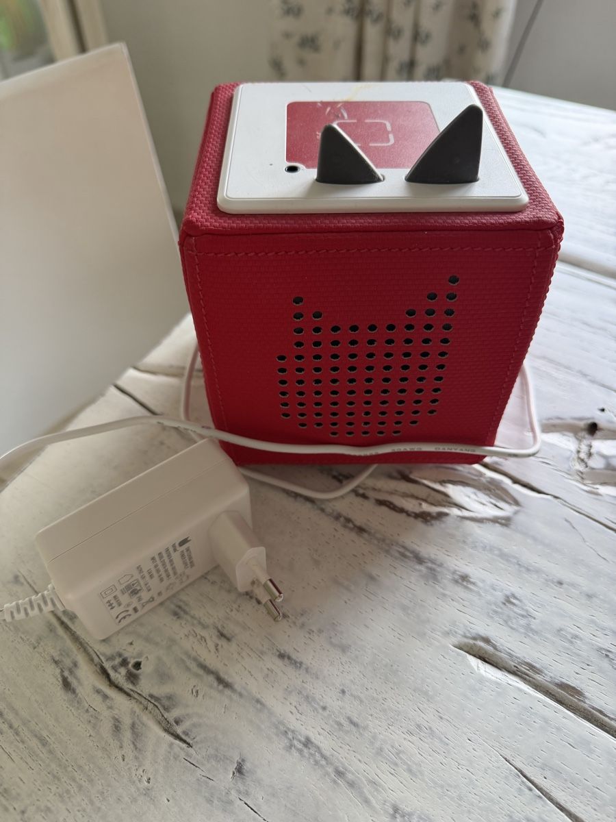 Tonies Giocattoli: Tonie-Box mit Ladestation – Usato da Schönenbuch venduto da Wenscles