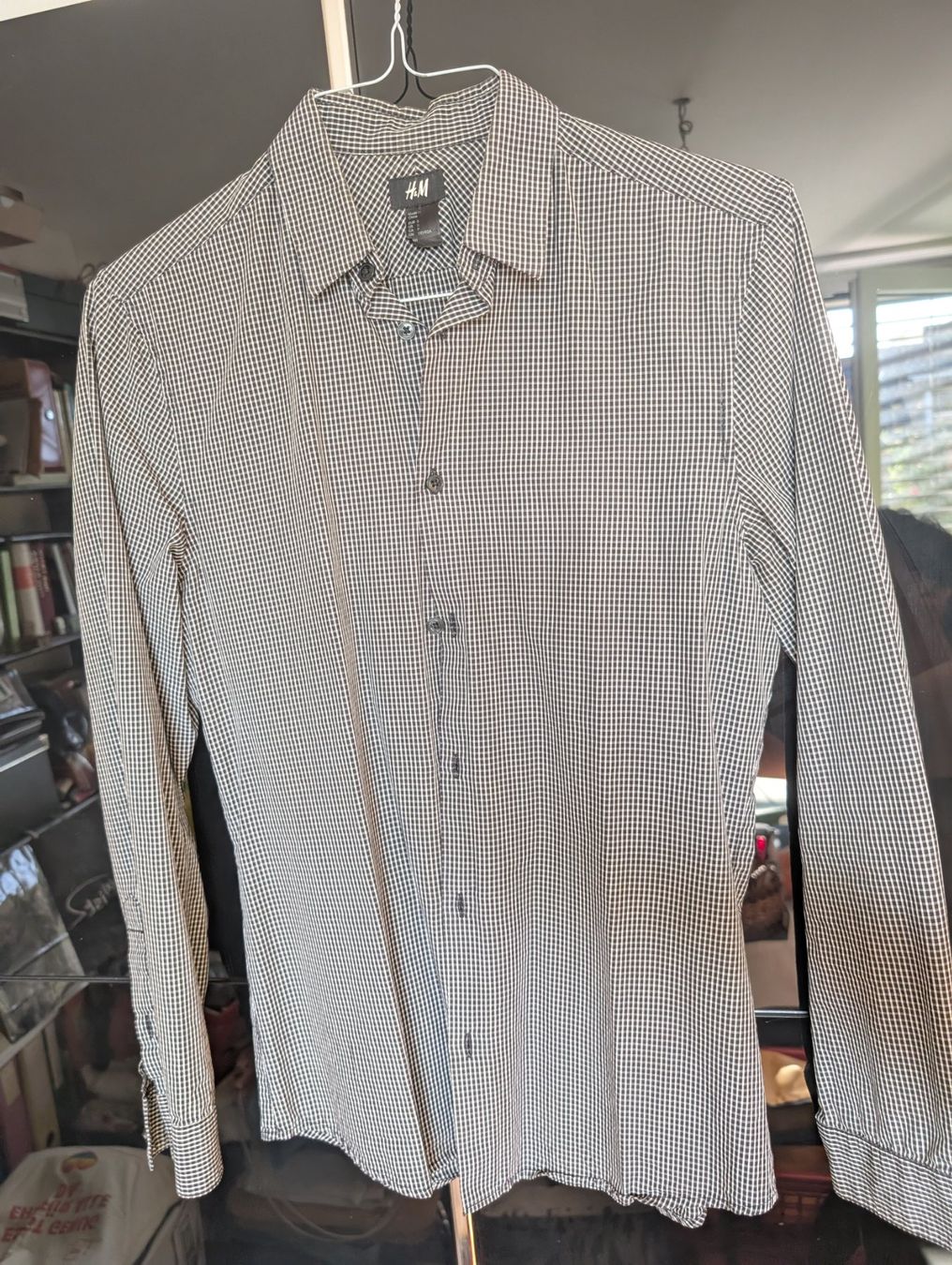 H&M Hemden: H&M Langarmhemd Hellgrau/Beige Feingestreift S – Gebraucht aus Basel von ste_nwj8