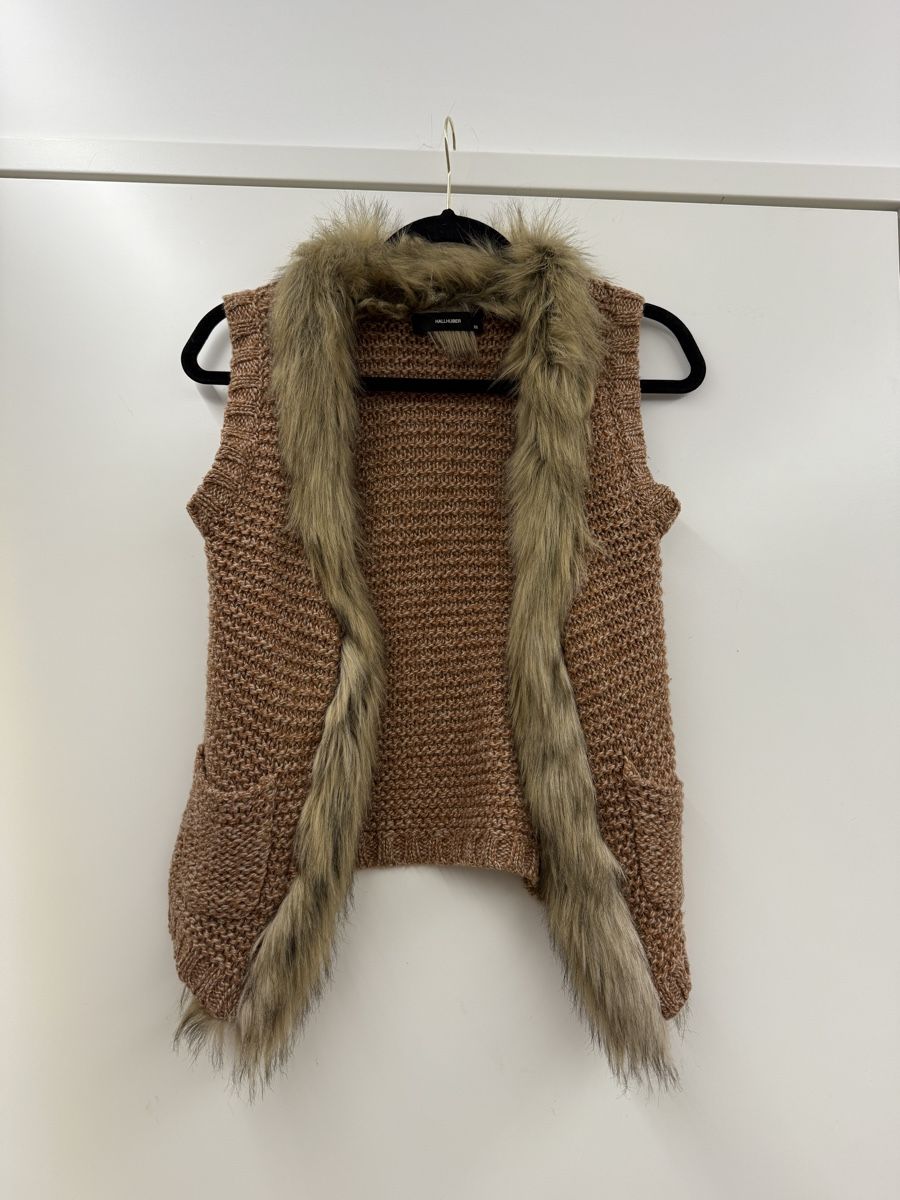 Hallhuber Gilet & Giacche senza maniche: Hallhuber Kunstpelz Weste – Usato da Zürich venduto da WomenMenKidsClothes 1