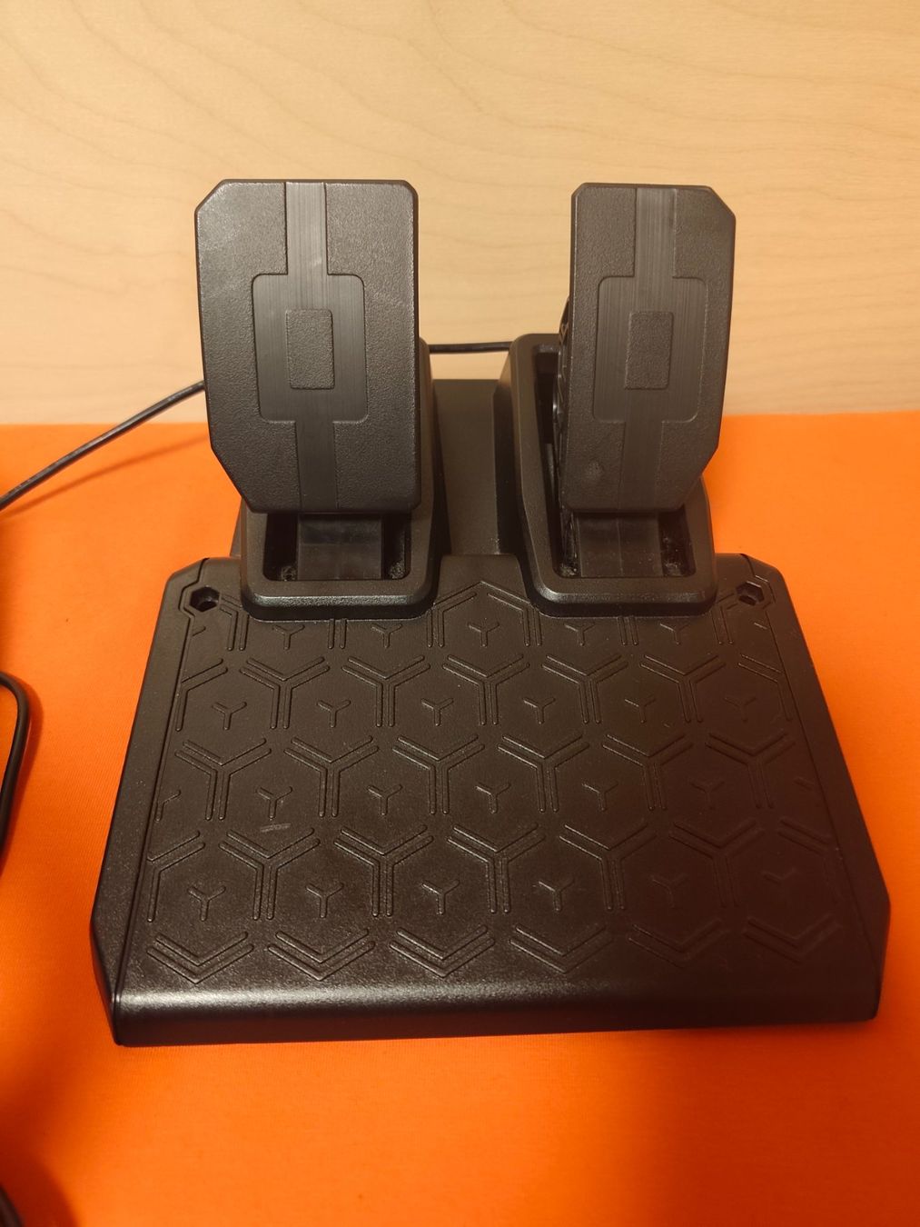 Thrustmaster Controller: Thrustmaster T128 Force Feedback Rennlenkrad (PS5/PS4/PC) – Usato da Rupperswil venduto da cer_8p9f 1