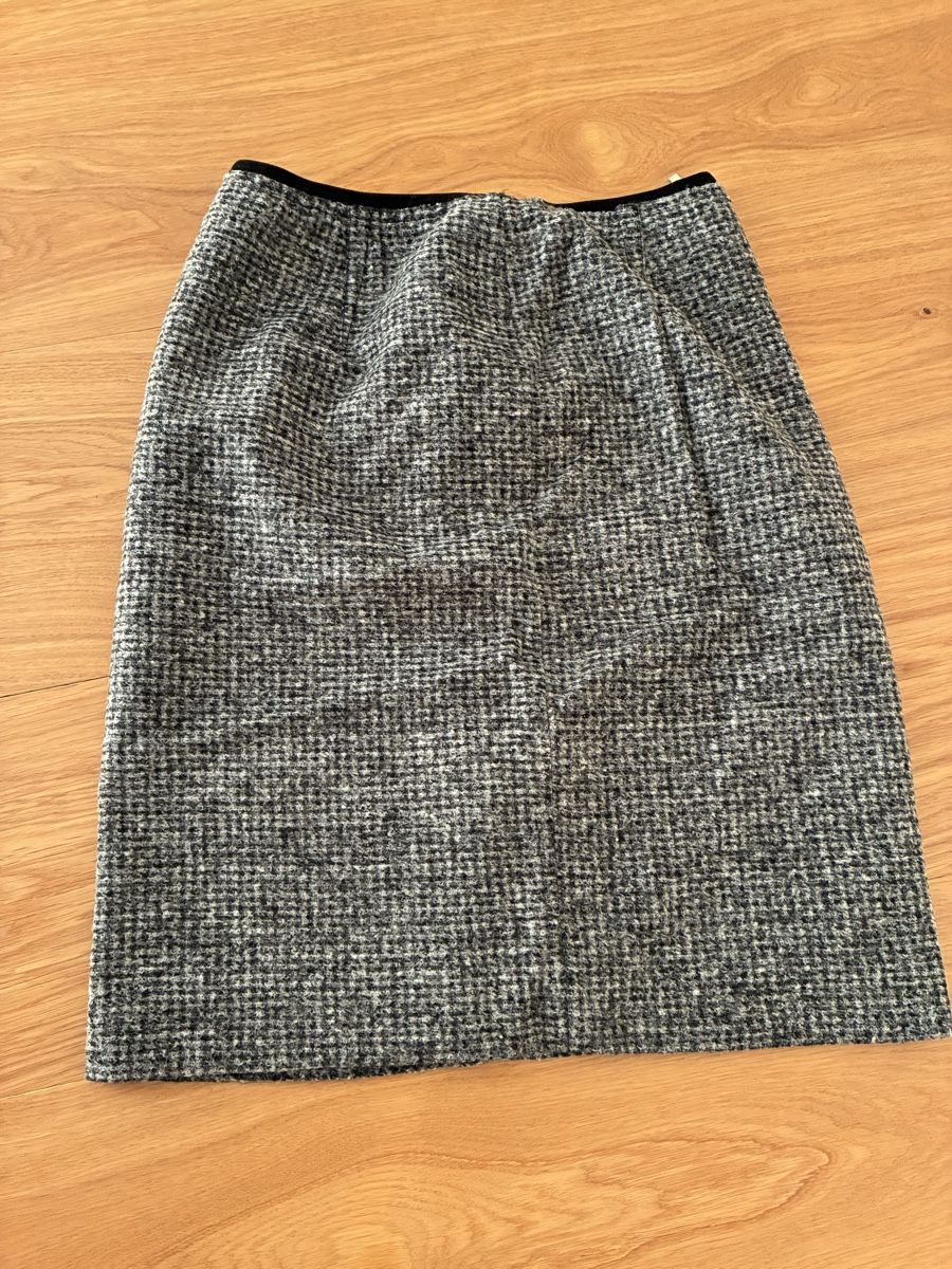 Mango Jupes: Jupe – D'occasion à Bassersdorf par secondhand_clothing 1