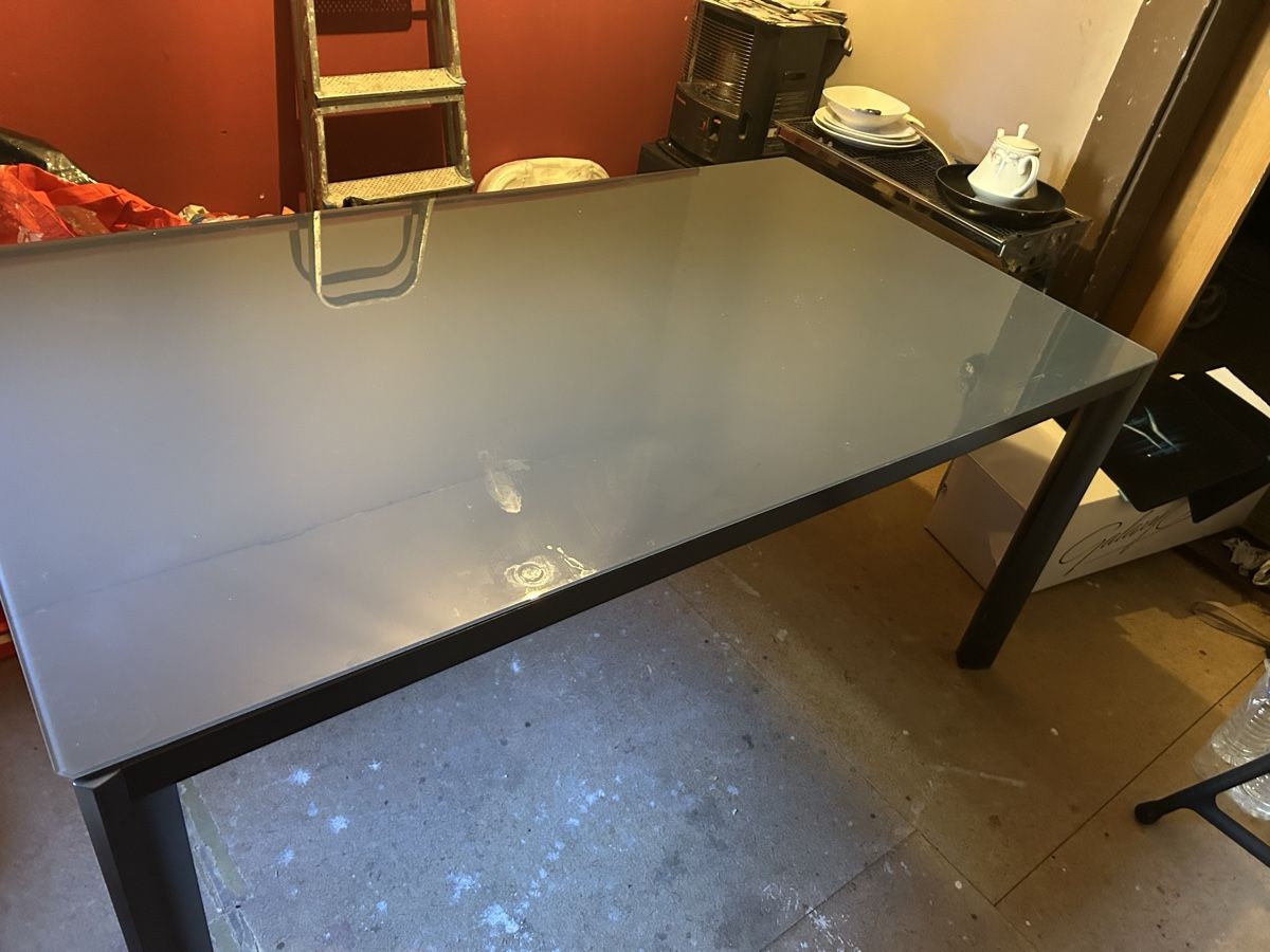 Tische: Glastisch – Gebraucht aus Basel von Krisztina.na 1
