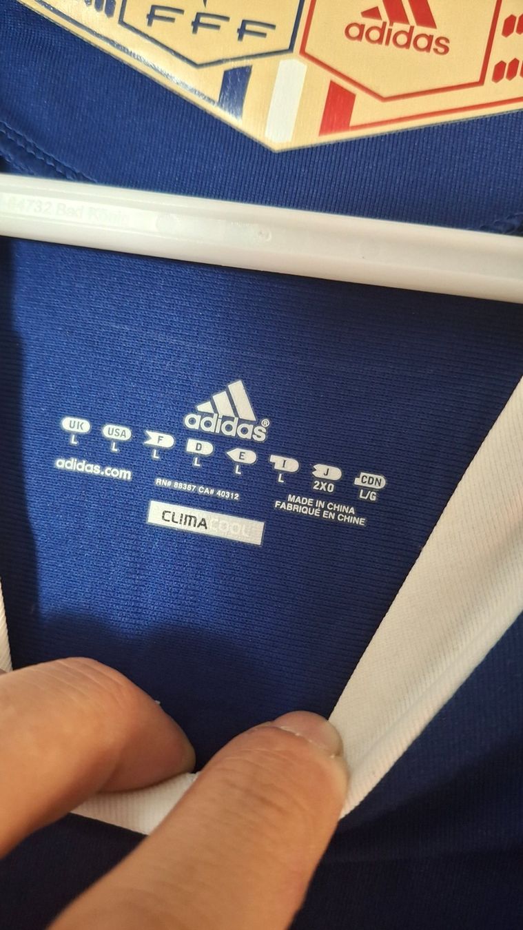 Adidas Canottiere & Pantaloni: France player issue techfit world cup 2010 adidas – Usato da Yverdon-les-Bains venduto da flo_8fgr 5