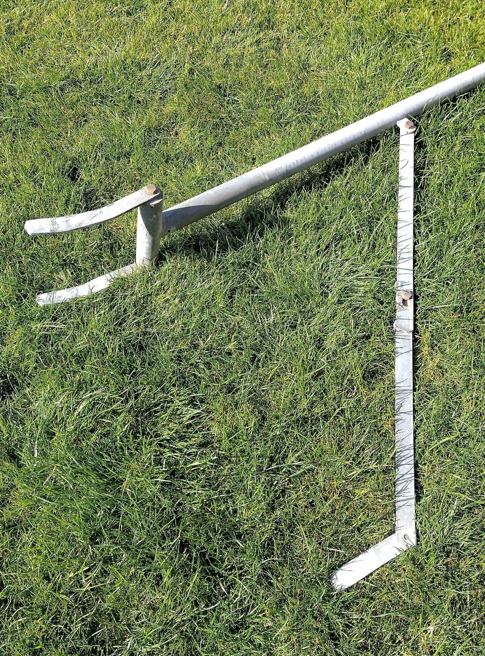 Stewi Supporti a parete: STEWI Teppichklopfstange - Rarität – Usato da Güttingen venduto da romli 1