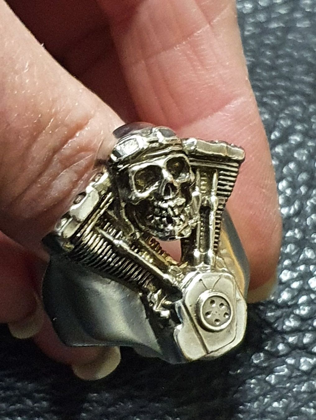 Ringe: Neu: Ring Motor Skull / Gr. 70 / 925 Silber – Neu (gemäss Beschreibung) aus Muri AG von Edlerweiss-Schwarz 2