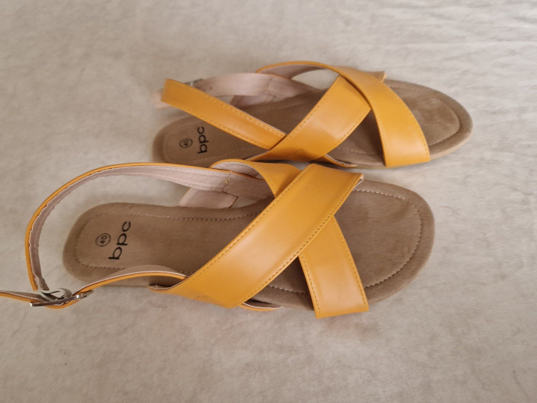 Scarpe da donna: Sandale Gelborange – Nuovo (secondo la descrizione) da Niederbipp venduto da Trude04 1
