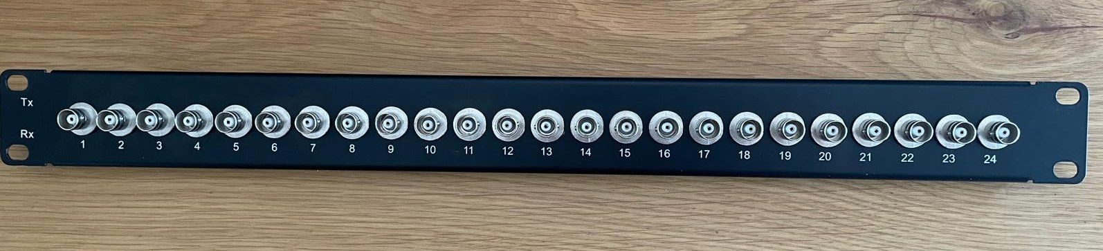 Sonstiges Zubehör: Renkforce 24 Port BNC-Patchpanel 1 HE – Gebraucht aus Schaffhausen von Jove1