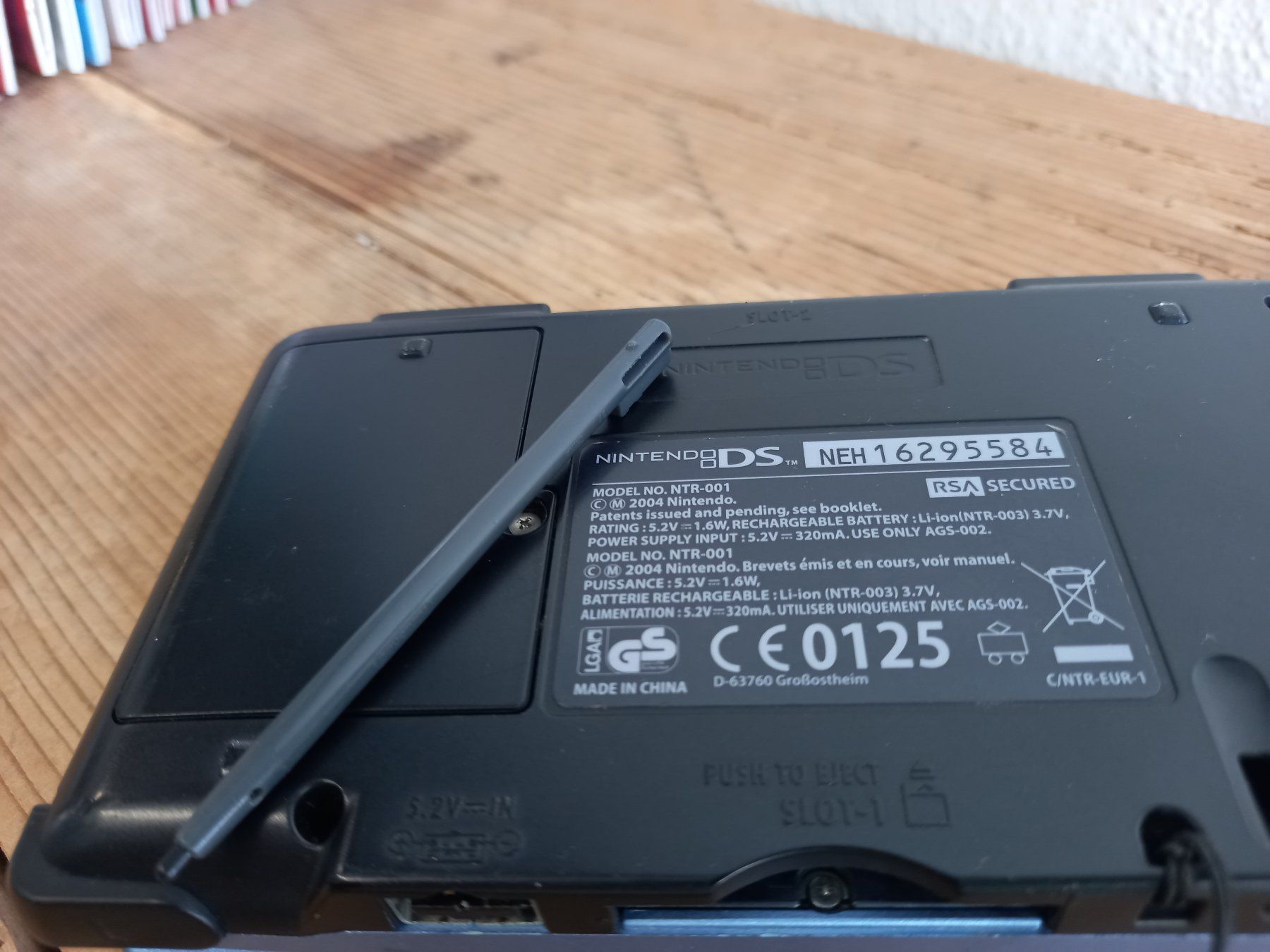 Nintendo Console: Nintendo DS Blau mit acadapter – Usato da Prez-vers-Siviriez venduto da Monija70 9