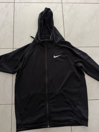 Kapuzenjacke Nike Dri-Fit schwarz Grösse L guter Zustand