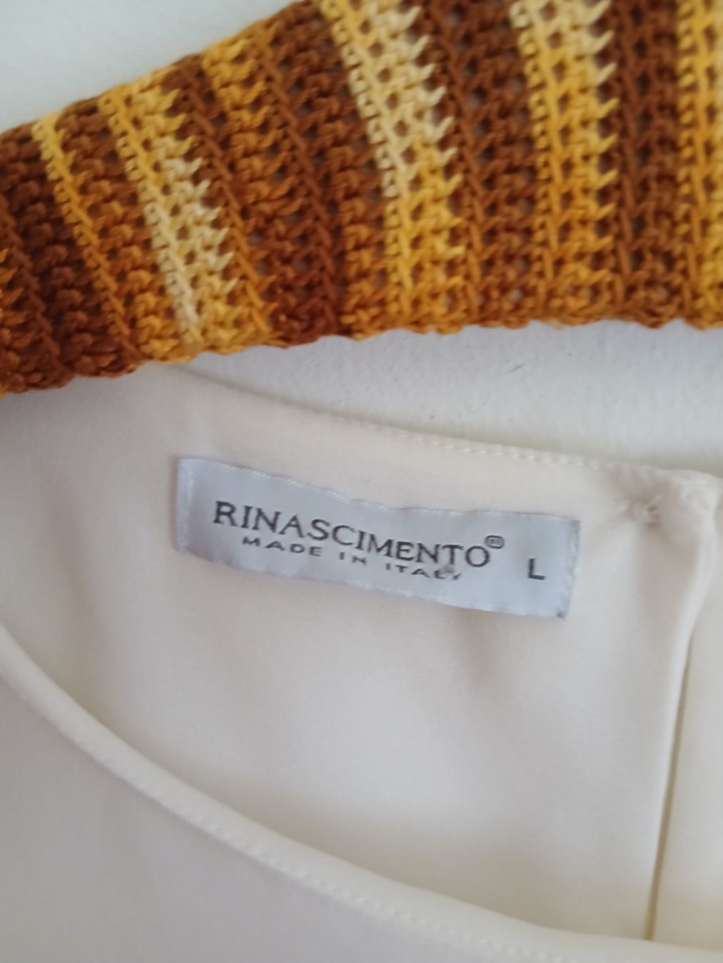 Camicette: Rinascimento Blouse Cream Size L – Nuovo (secondo la descrizione) da Wil SG venduto da tre_g2l7 1