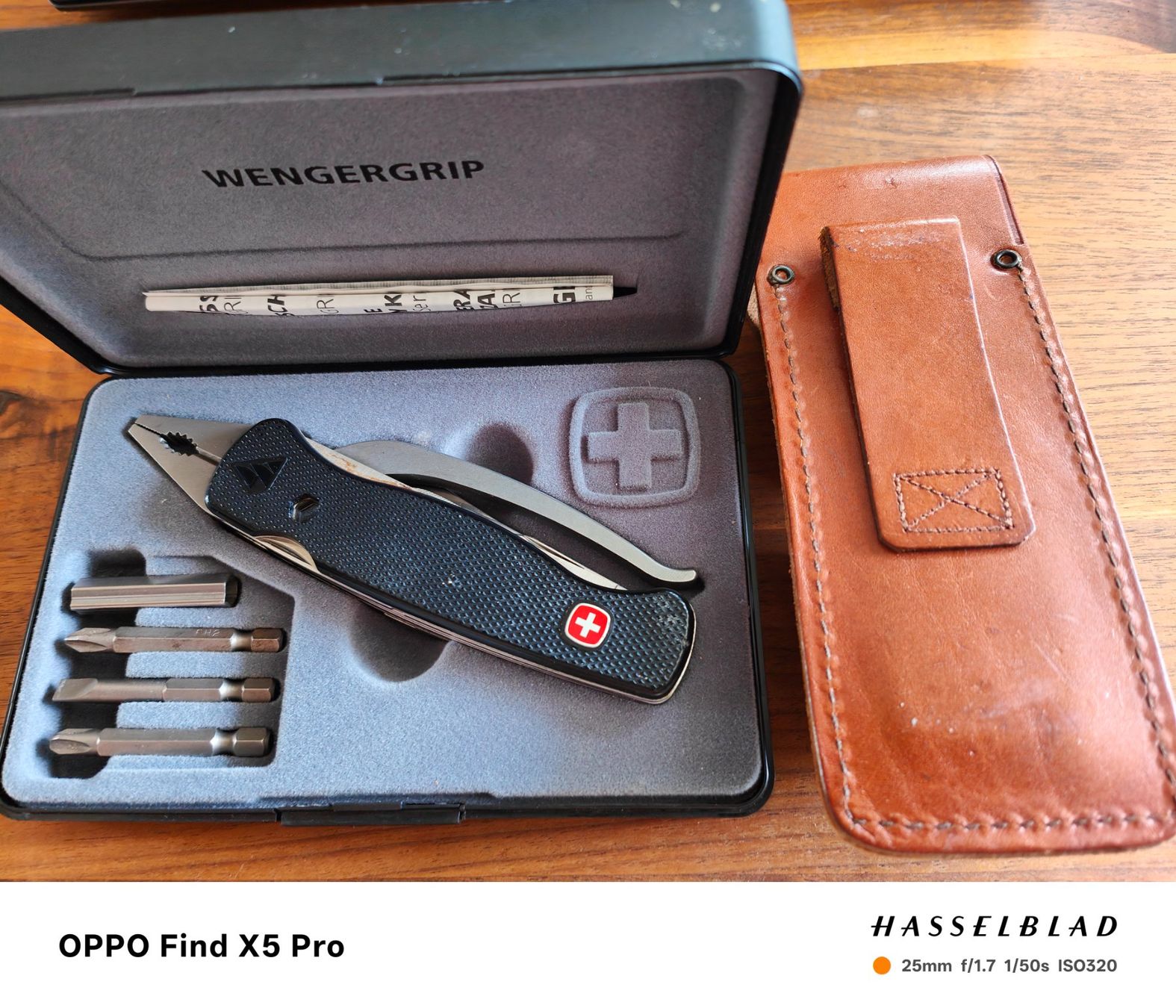 Wenger Taschenmesser: Wenger Multitool Grip mit Koffer und Hülle neuwertig – Neu (gemäss Beschreibung) aus Basel von M2 2