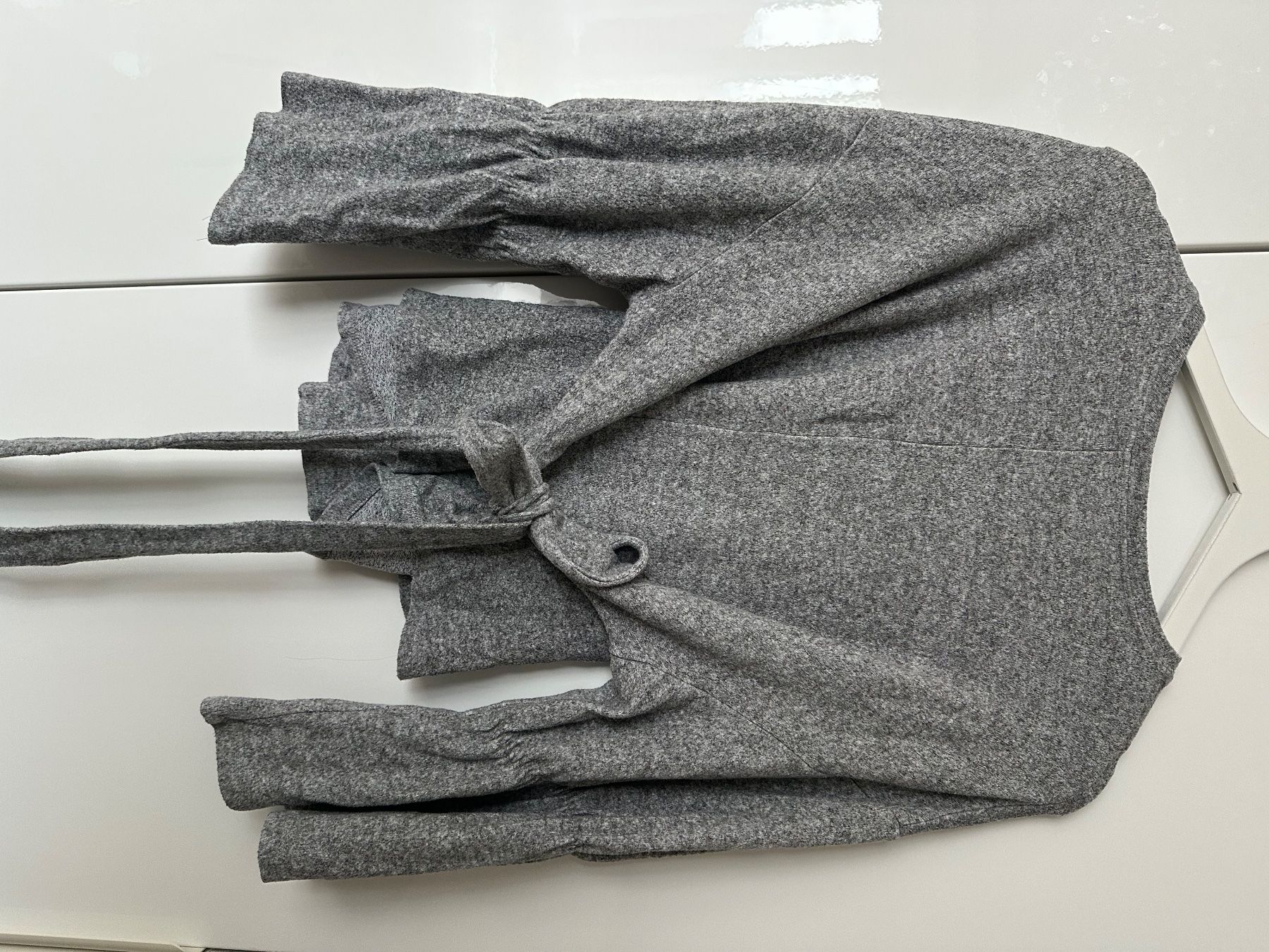 Bershka Maglioni & Felpe: Bershka Strickpullover, grau, neuwertig, Gr. S, Herbst – Usato da Merenschwand venduto da R-R-R 3