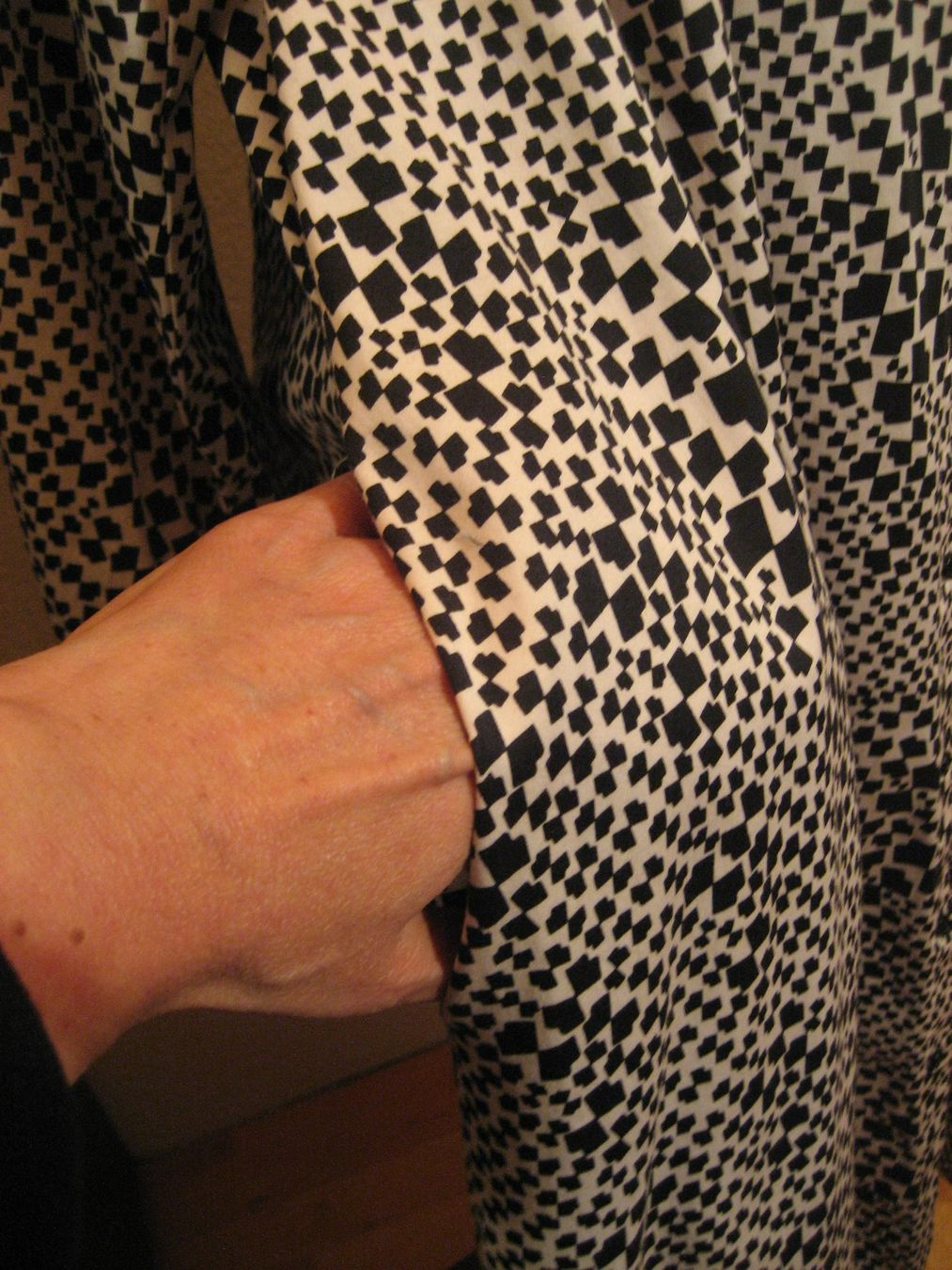 Globus Vestiti: Robe-manteau Globus Studio taille L-XL – Nuovo (secondo la descrizione) da Delémont venduto da marryb 3