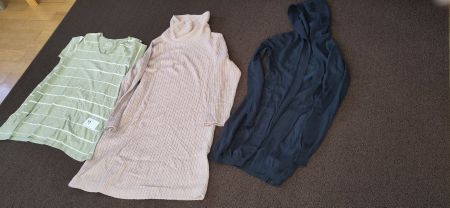 3 Damengarderobe-Teile Grösse M T-Shirt Strickkleid Stric...