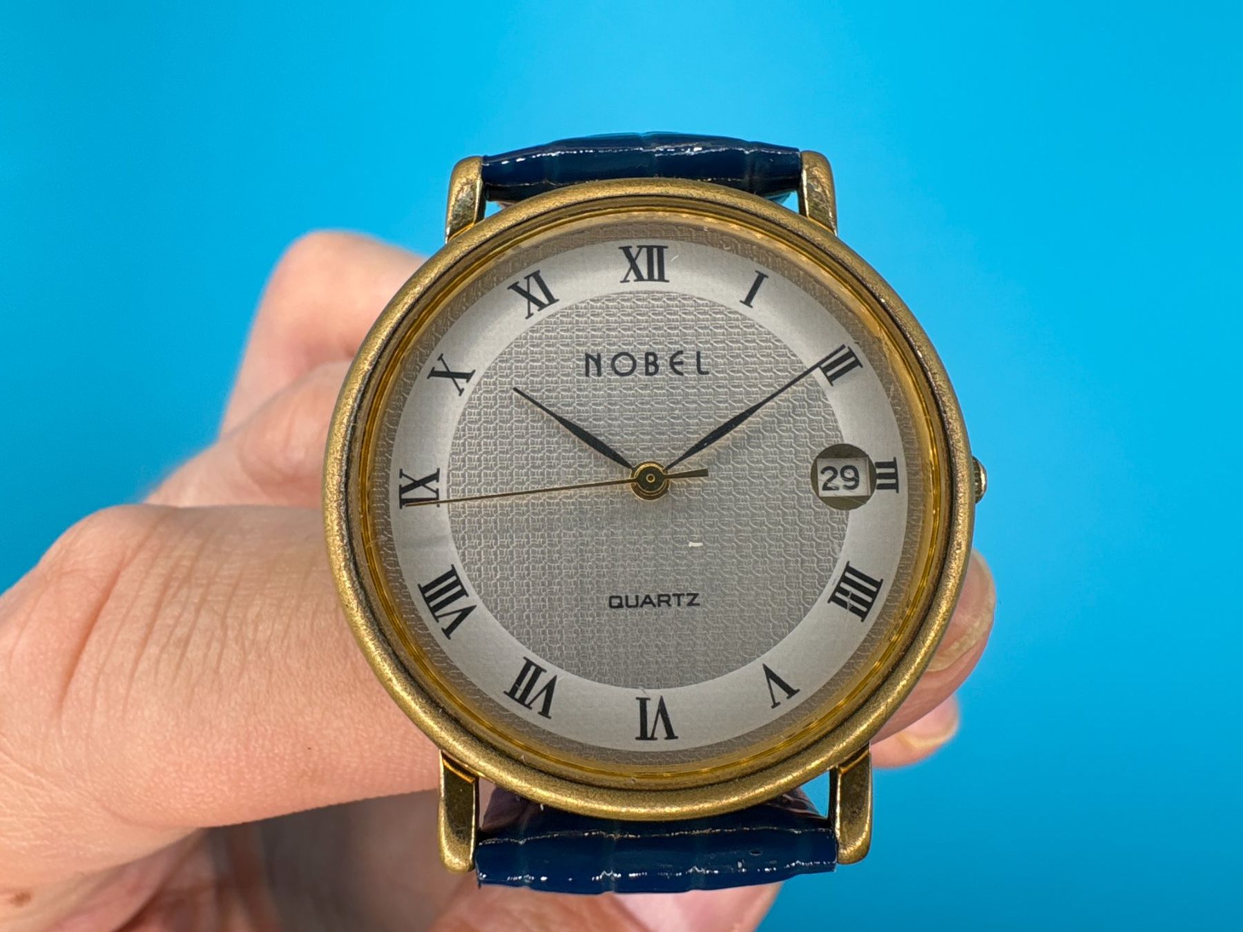 Mondaine Uhren: Nobel (Mondaine) Uhr – Gebraucht aus Elgg von Jo_Naj