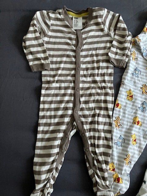 H&M Pigiama & Simili: Lot de 3 pyjamas bébé taille 68 – Usato da Gampelen venduto da Mari60 1