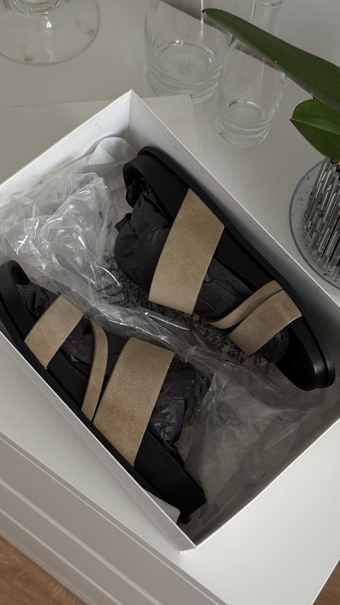 Cos Scarpe da donna: Cos sandals – Nuovo (secondo la descrizione) da Paradiso venduto da viorea 5