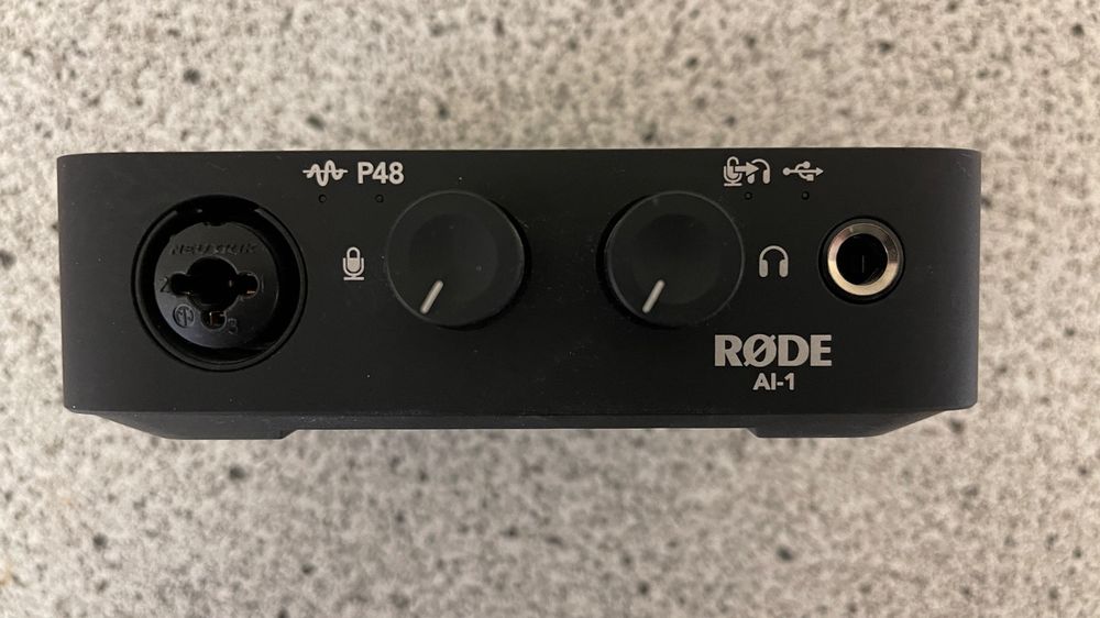 Rode AI1 StudioQuality Audio Interface & Headphone Amp Kaufen auf
