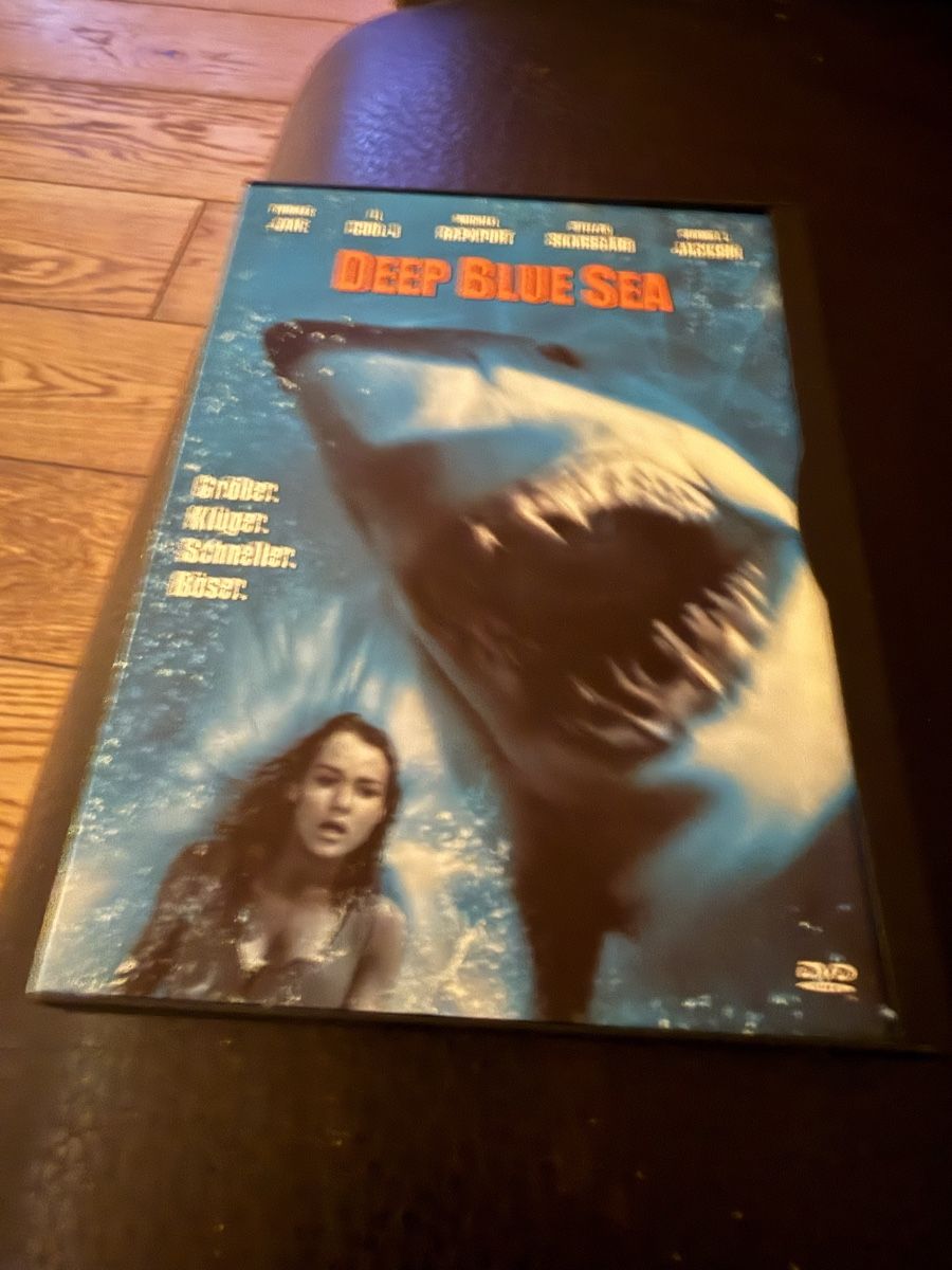 Tous les DVDs: Deep blue Sea  – D'occasion à Troinex par grigri2020