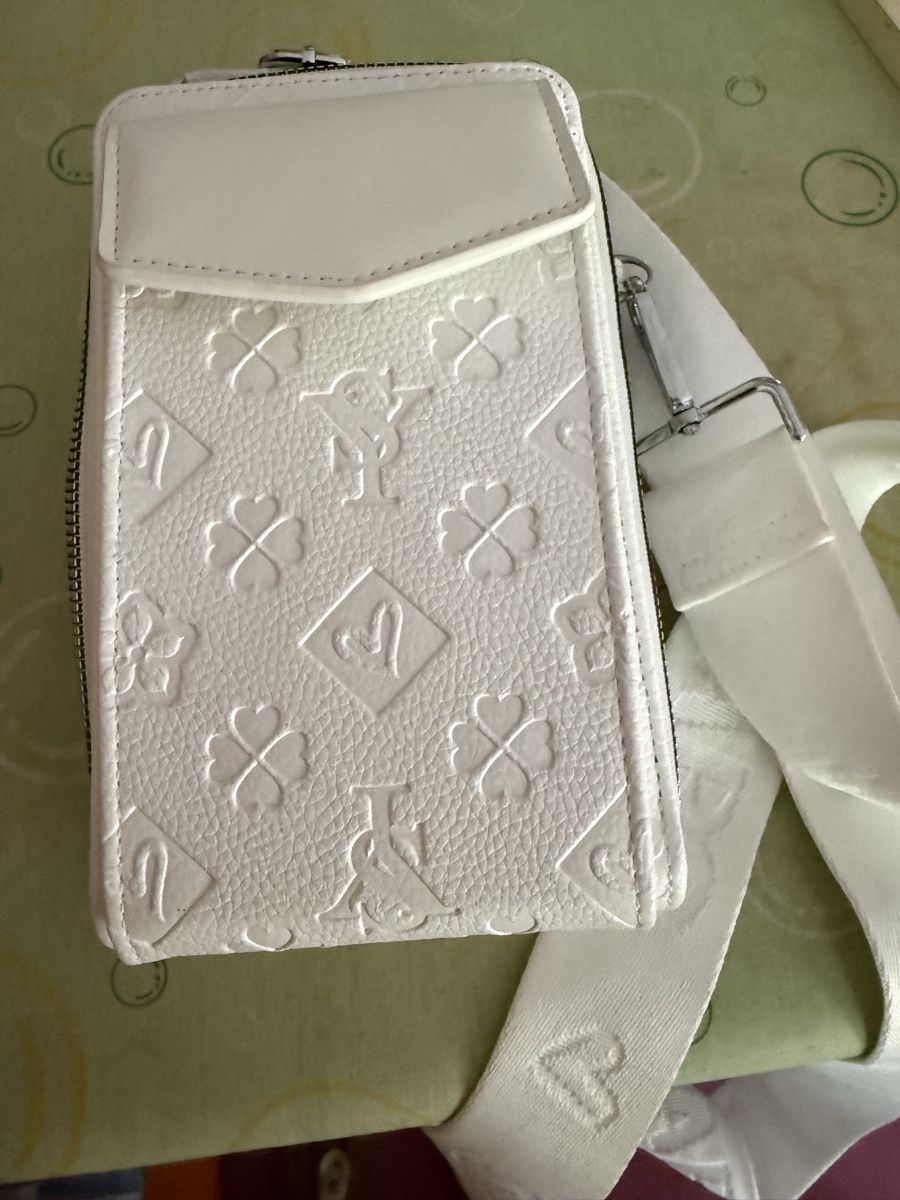 Sacs femmes: Handytasche plus – Neuf (Voir description) à Kandersteg par casacuenca 1