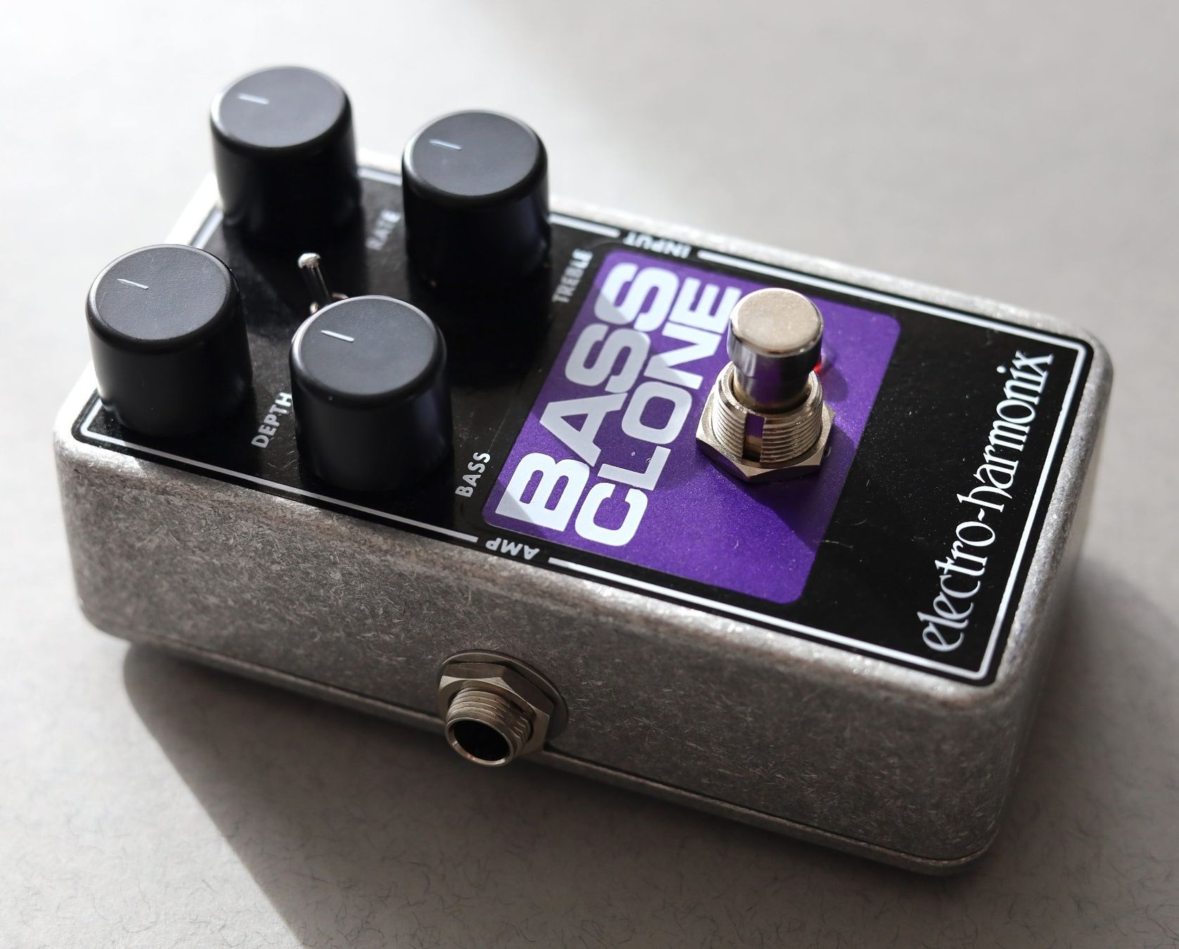 Electro-Harmonix Musikinstrumente: Bass Clone Chorus – Gebraucht aus Zürich von Ricardojohannes 1