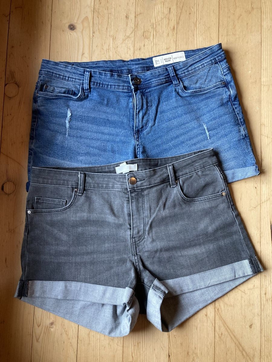 Jeans: 2 mal Shorts Gr. 40-42 – Usato da Mülenen venduto da Rapunzel99