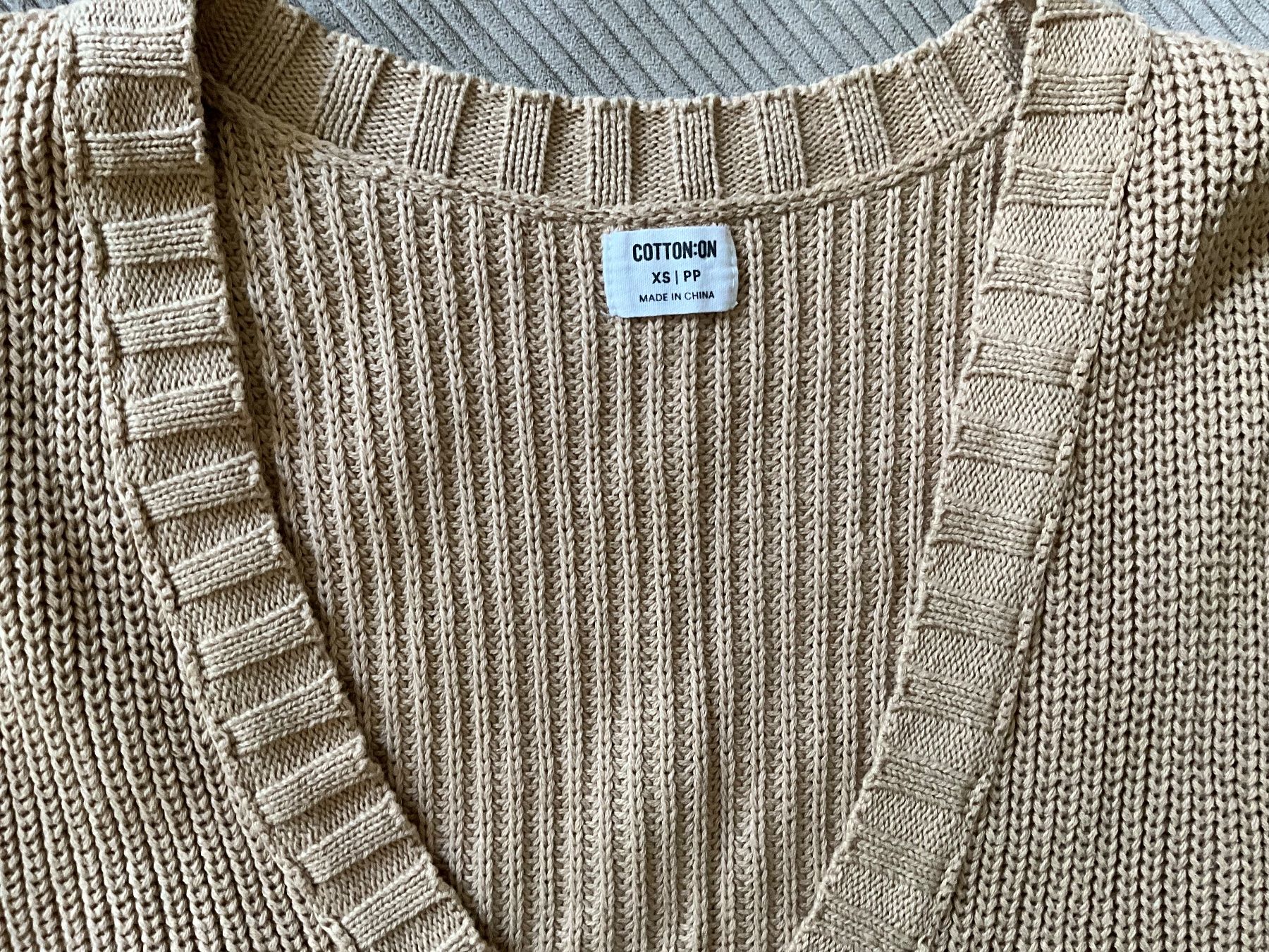 Gilets & Westen: Pullunder von Cotton:on (Knit vest) – Gebraucht aus Zürich von lisa.alessia93 2