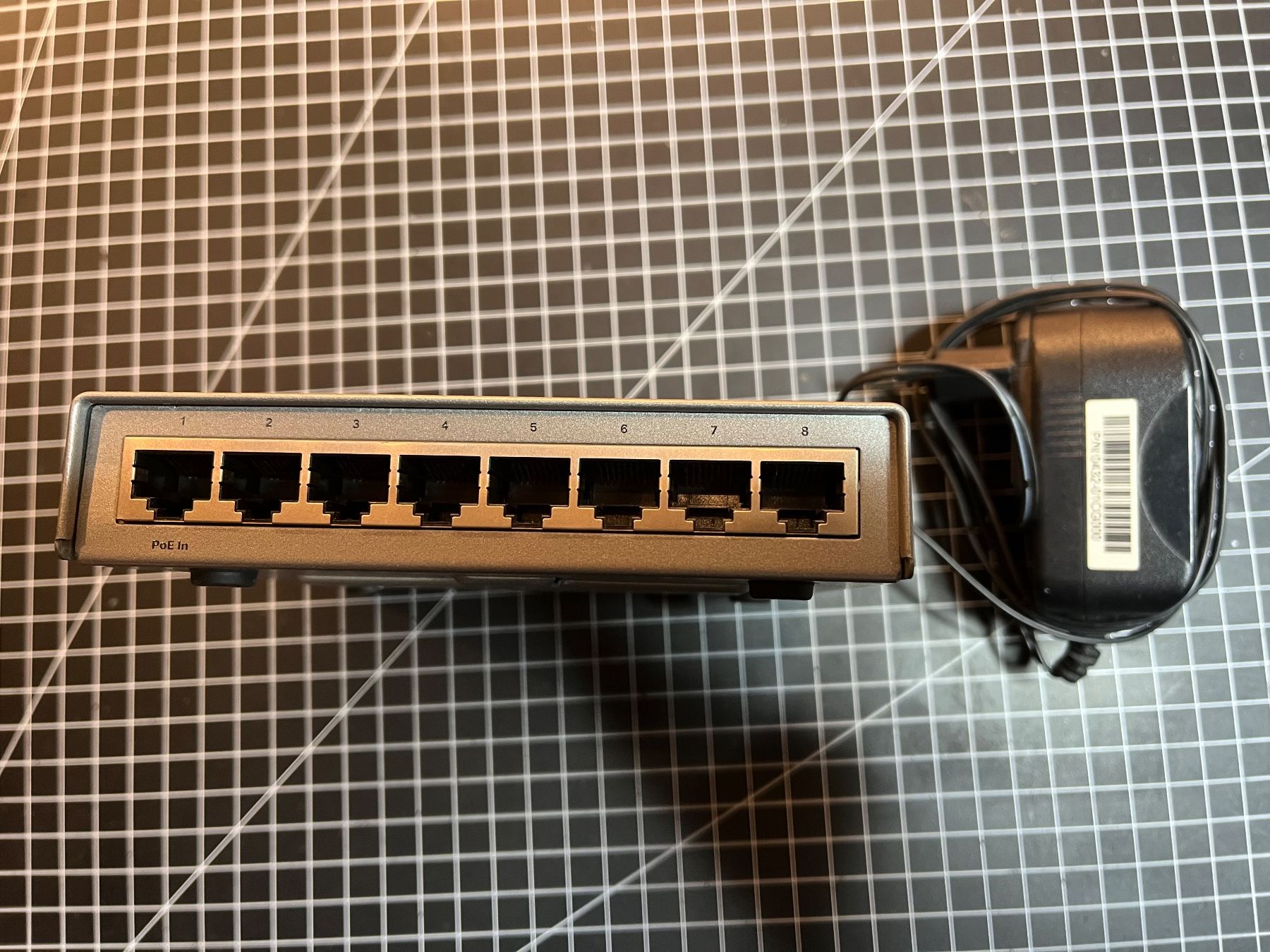 Cisco Hub & Switch: Cisco Switch SG200-8 – Usato da Sursee venduto da swifty65 1