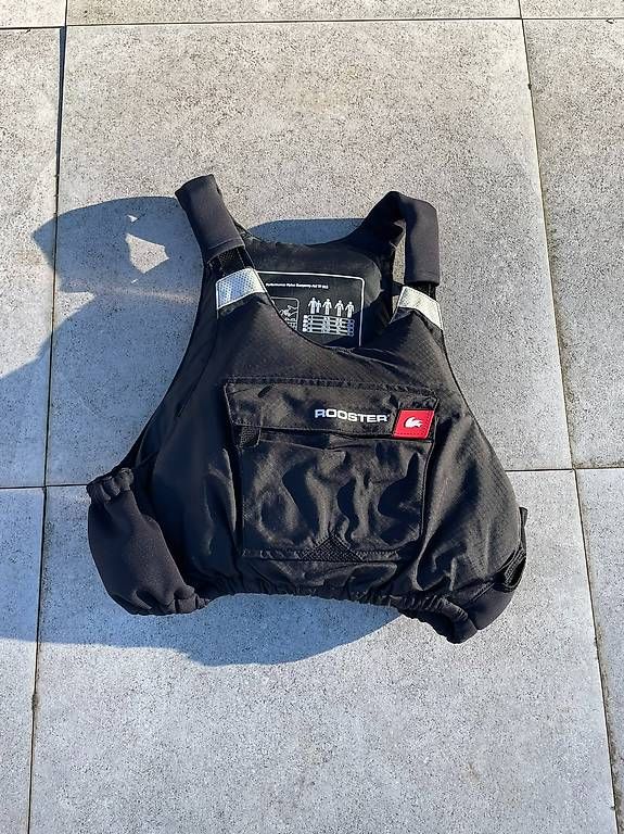 Giubbotti di salvataggio: Gilet aide flottaison Rooster 50N – Usato da Genthod venduto da mca_l8ds