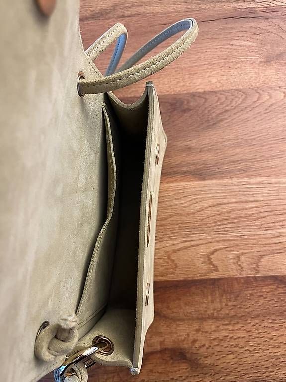 Borse da donna: Tasche olivgrün - NEU – Nuovo (secondo la descrizione) da Zürich venduto da K.B123 3