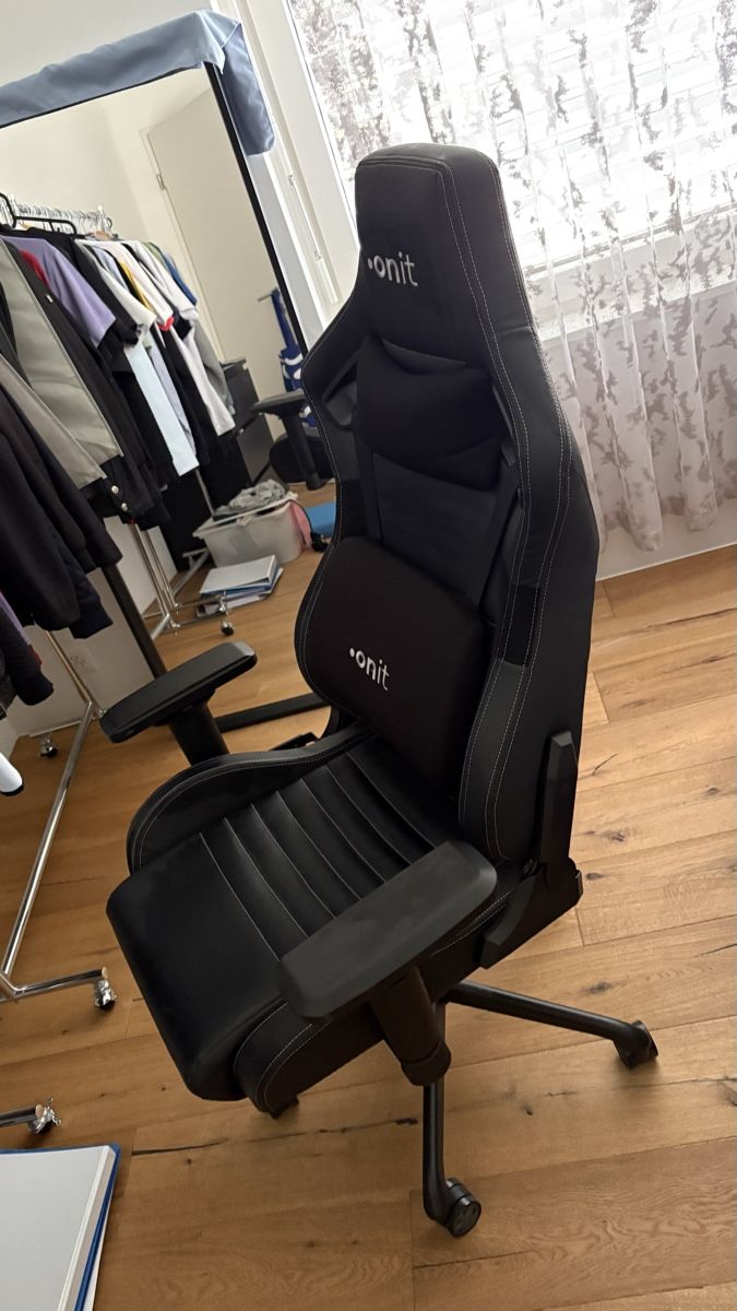 Stühle: Onit Gamestuhl Premium – Gebraucht aus Aarburg von Jaxon 3