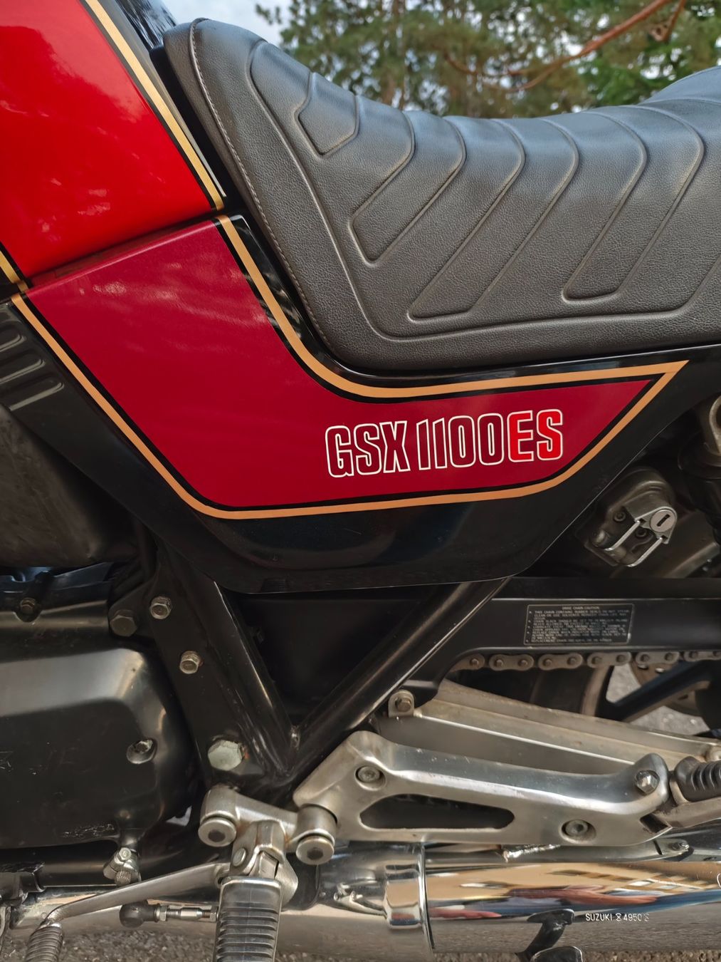 Suzuki Strada: Suzuki GSX 1100 ES – Usato da St-Sulpice VD venduto da flowwolf7 5