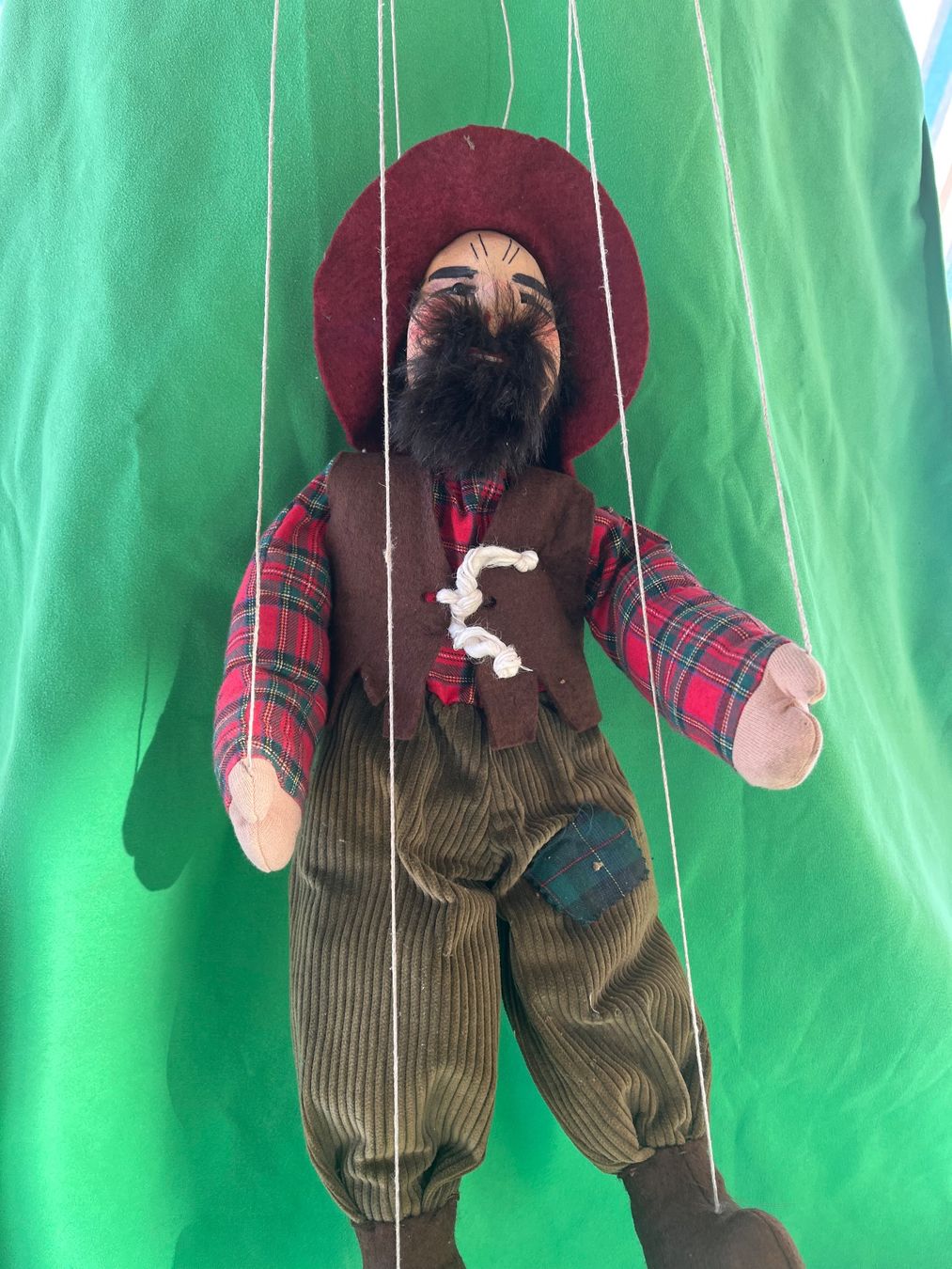 Bambole: Marionette "Räuber Hozenplotz" 43cm, handgefertigt, Pappmach – Nuovo (secondo la descrizione) da Neuenkirch venduto da zwimpferspiel 2