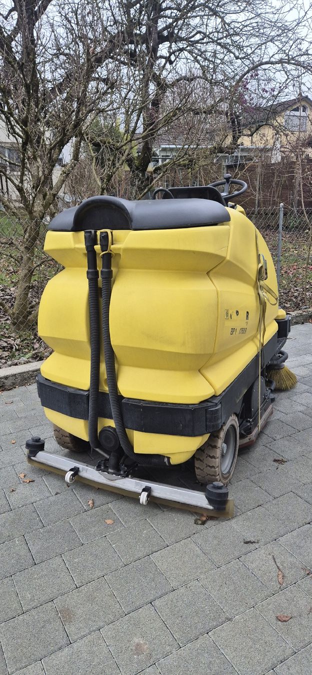Kärcher Tutte le macchine: Kärcher BR100/250R – Usato da Grenchen venduto da Hz. 3