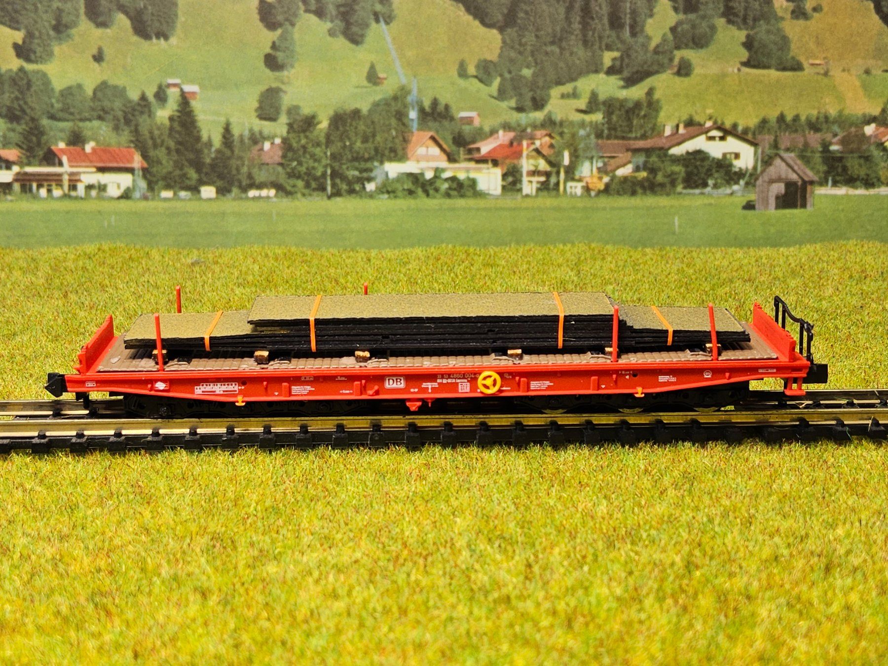 Fleischmann Modellini di ferrovie: Fleischmann 845509 __ Schwerlastwagen Samms mit Stahlblech – Usato da Uerikon venduto da Airport68 6