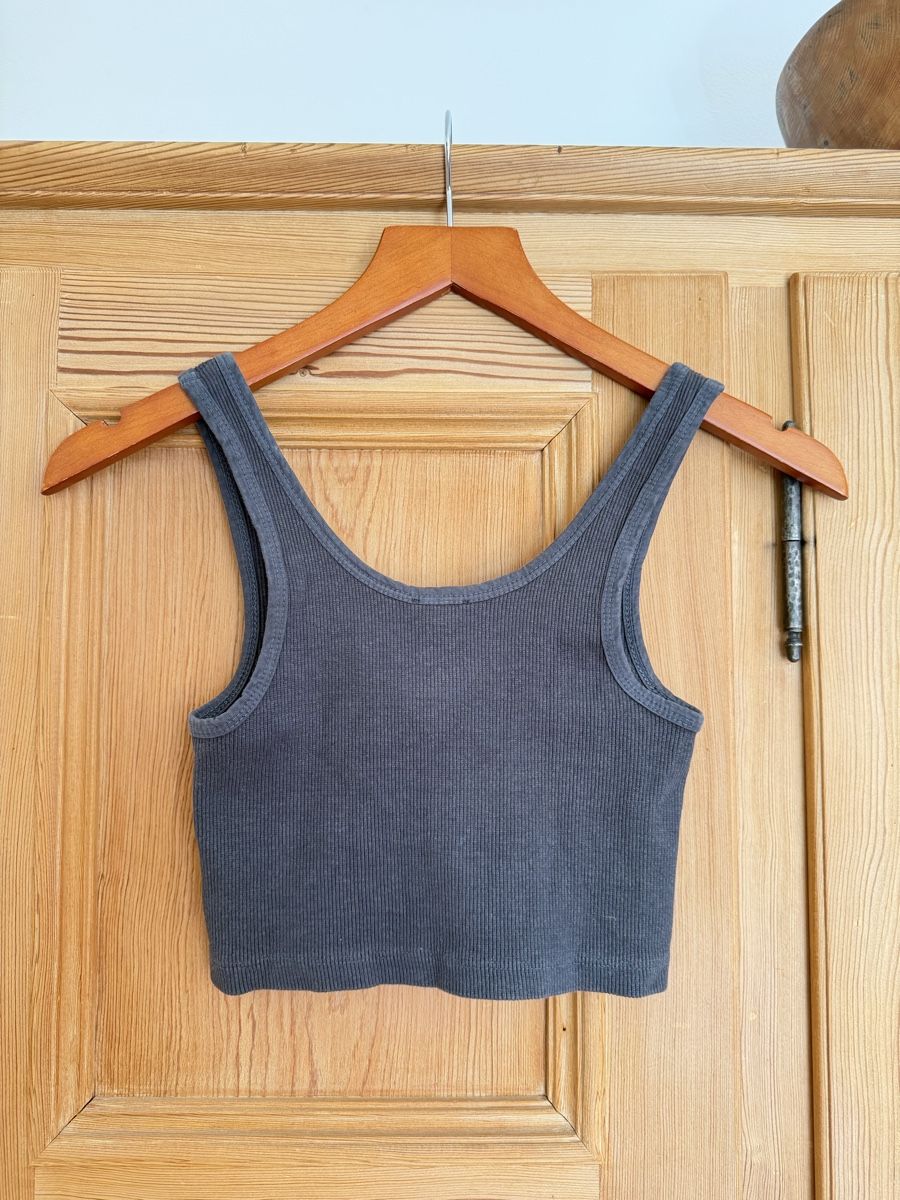 Pull&Bear Top: Pull&Bear Crop Top Grau Gerippt Knöpfe | S – Usato da Samedan venduto da K7kgh 5