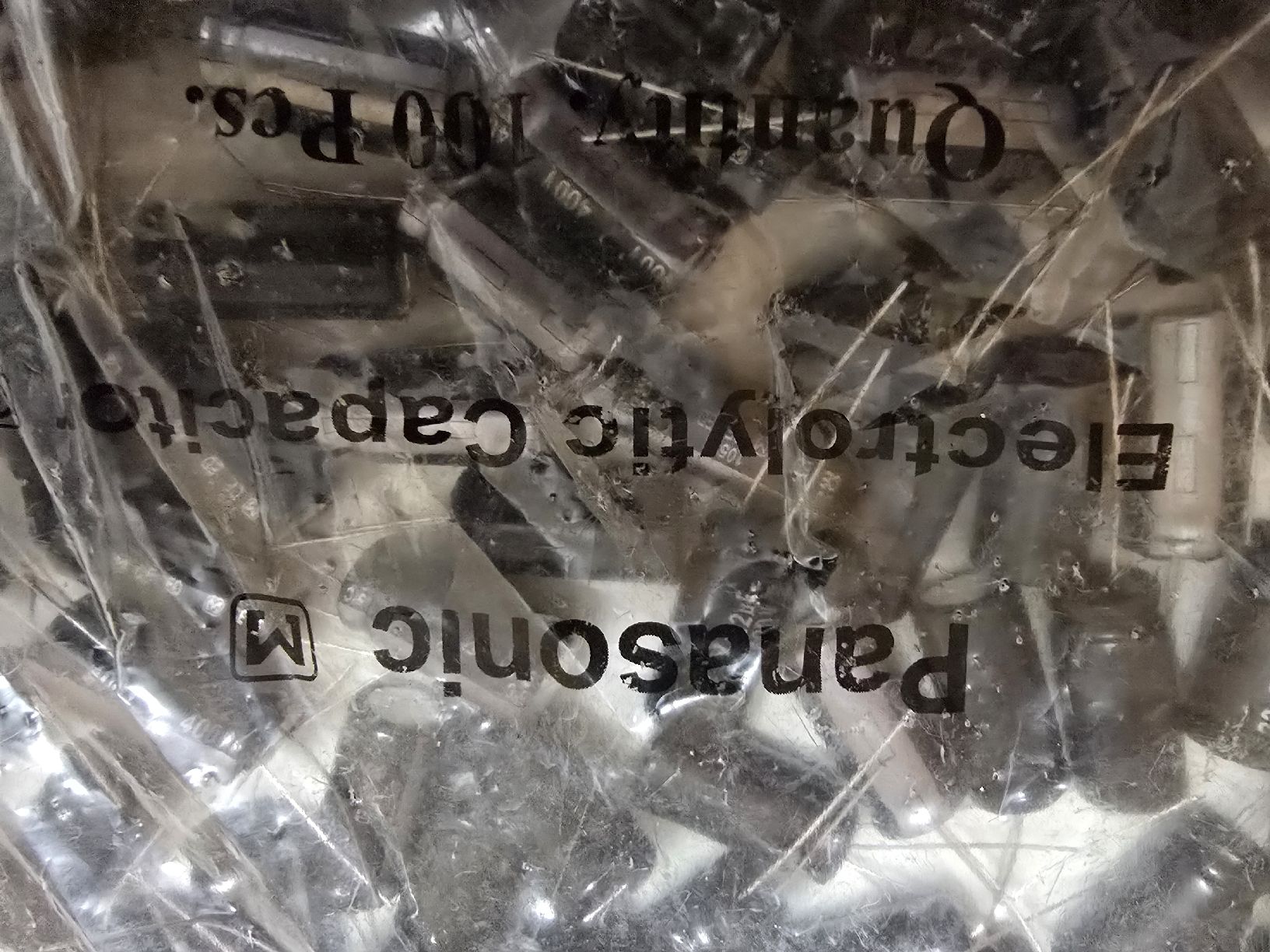 Panasonic Componenti elettronici: Kondesator 22uF 400Volt Panasonic capacitor – Nuovo e nell'imballaggio originale da Lenzburg venduto da cameleoncolor 6