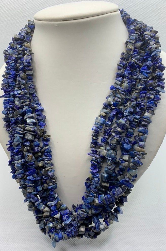Catenine: Siebenreihige Collier aus Lapis Splitte – Nuovo (secondo la descrizione) da Suhr venduto da Maxmusic2308